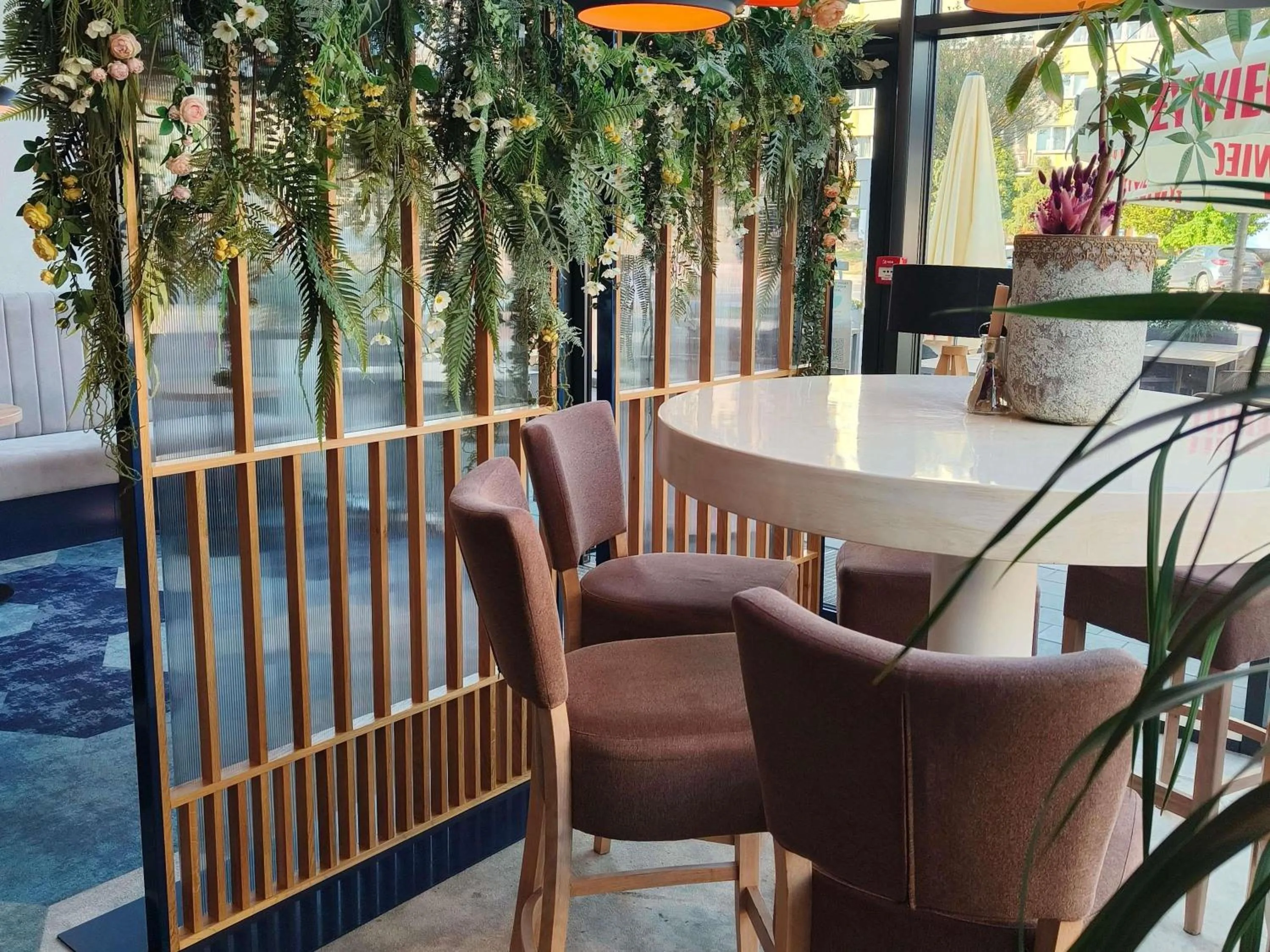 Restaurant/places to eat in ibis styles Bolesławiec