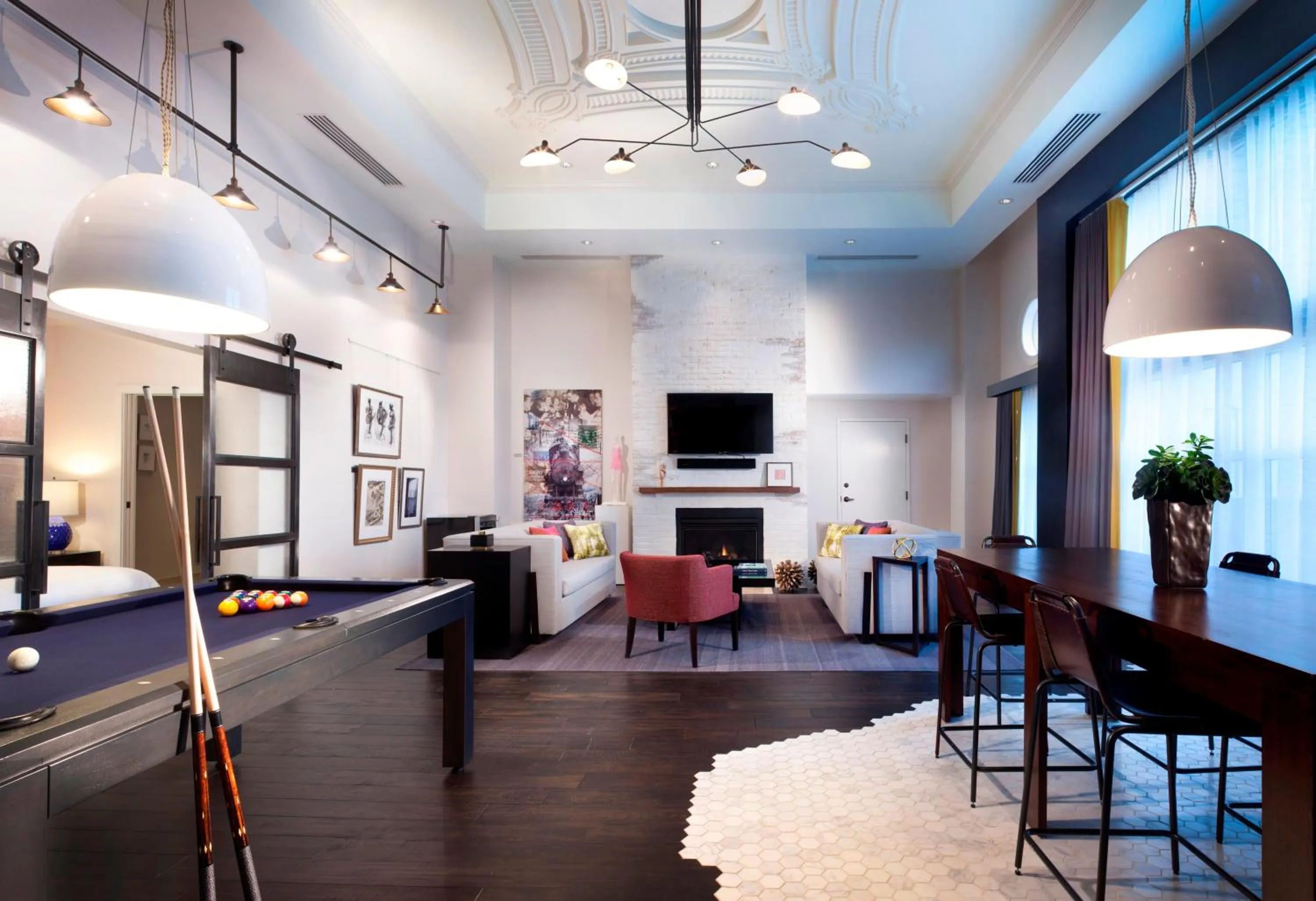 Living room in Hotel Commonwealth