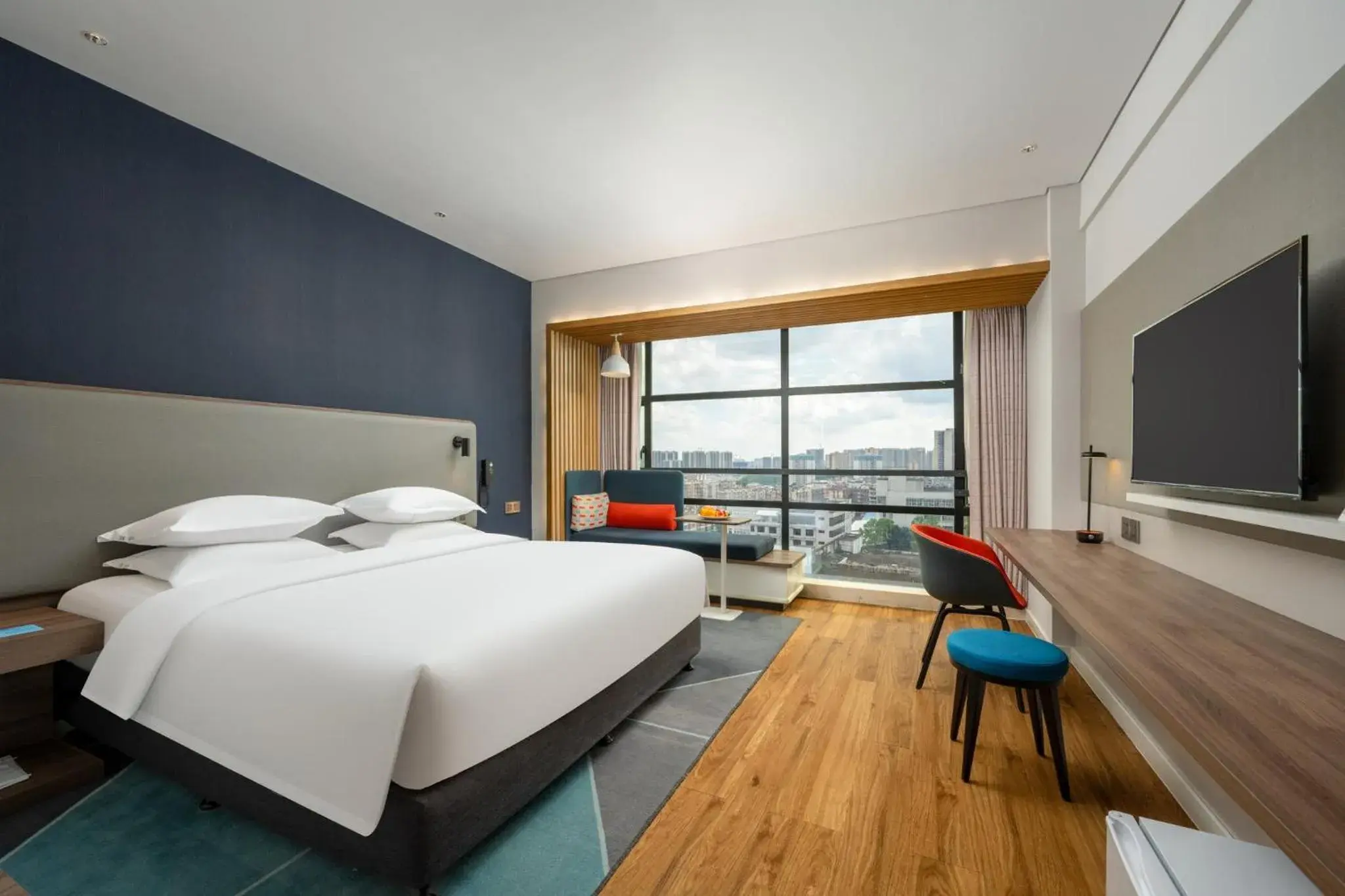 Standard Room in Holiday Inn Express Jiangmen Jianghai by IHG Standard Room in Holiday Inn Express Jiangmen Jianghai by IHG