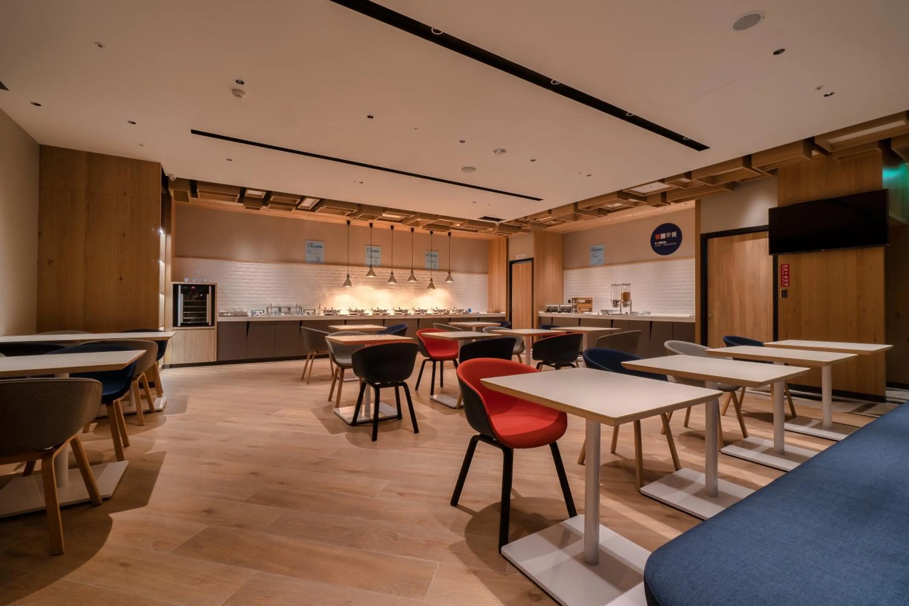 Breakfast in Holiday Inn Express Chiayi by IHG