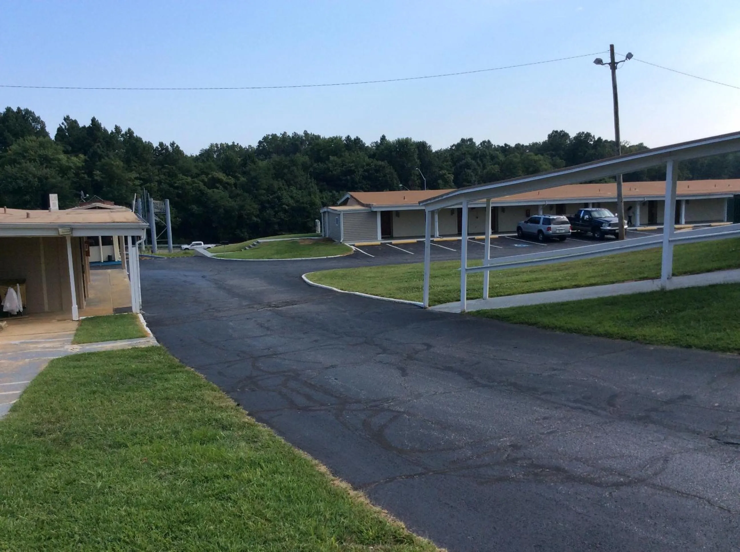 Property building in Village Inn Annapolis MD