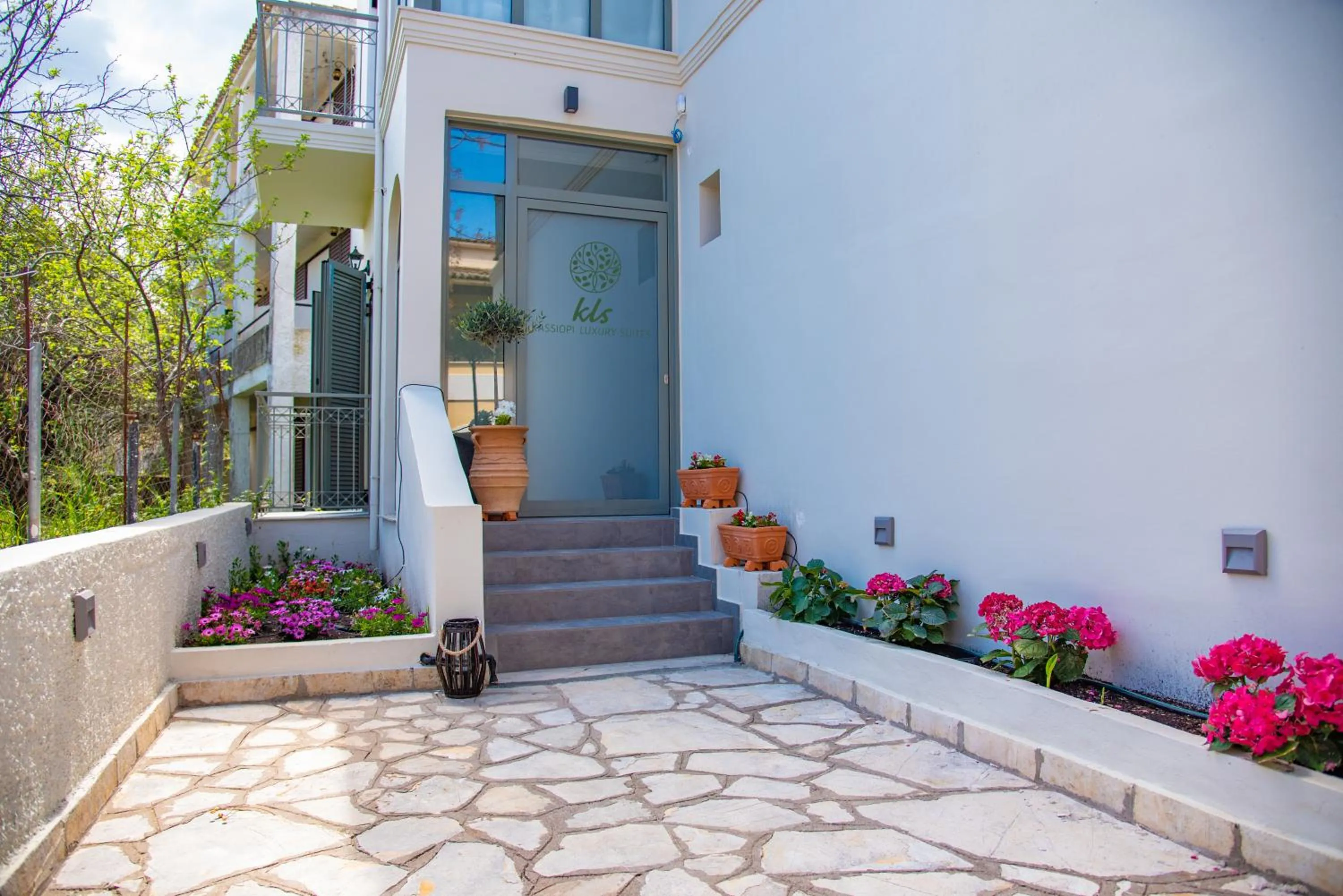 Kassiopi Luxury Suites