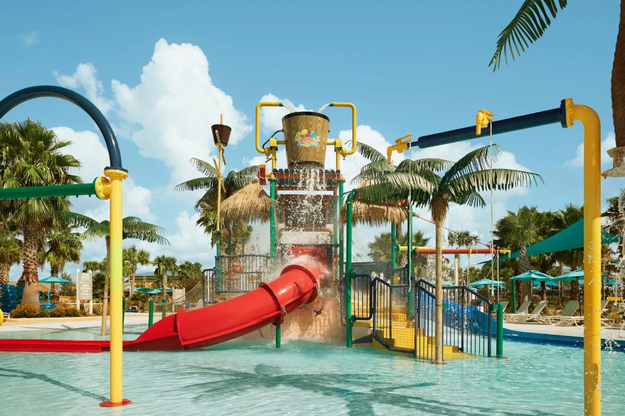 Swimming pool in Margaritaville Lake Resort, Lake Conroe
