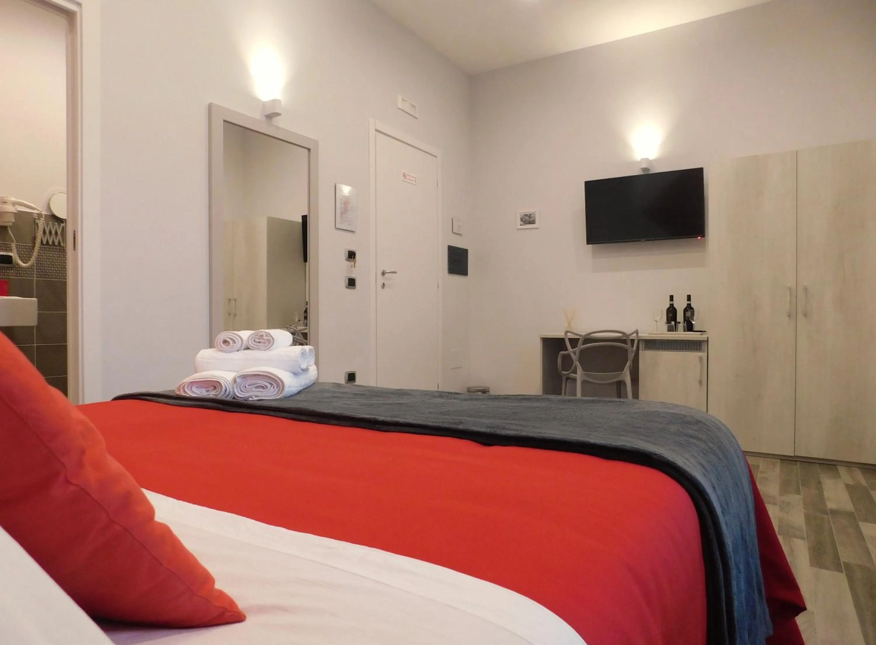 Bed in Scaramantico Rooms