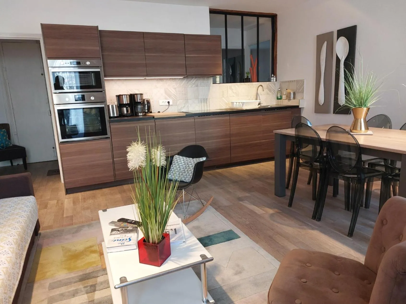 Apartments Paris Centre - At Home Hotel