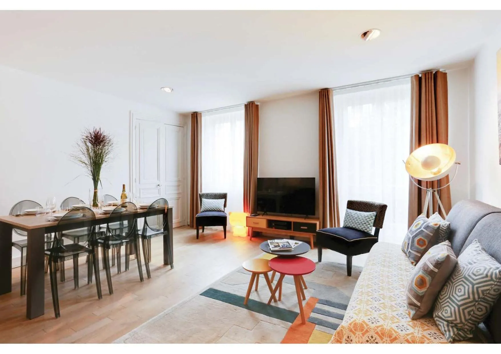 Apartments Paris Centre - At Home Hotel