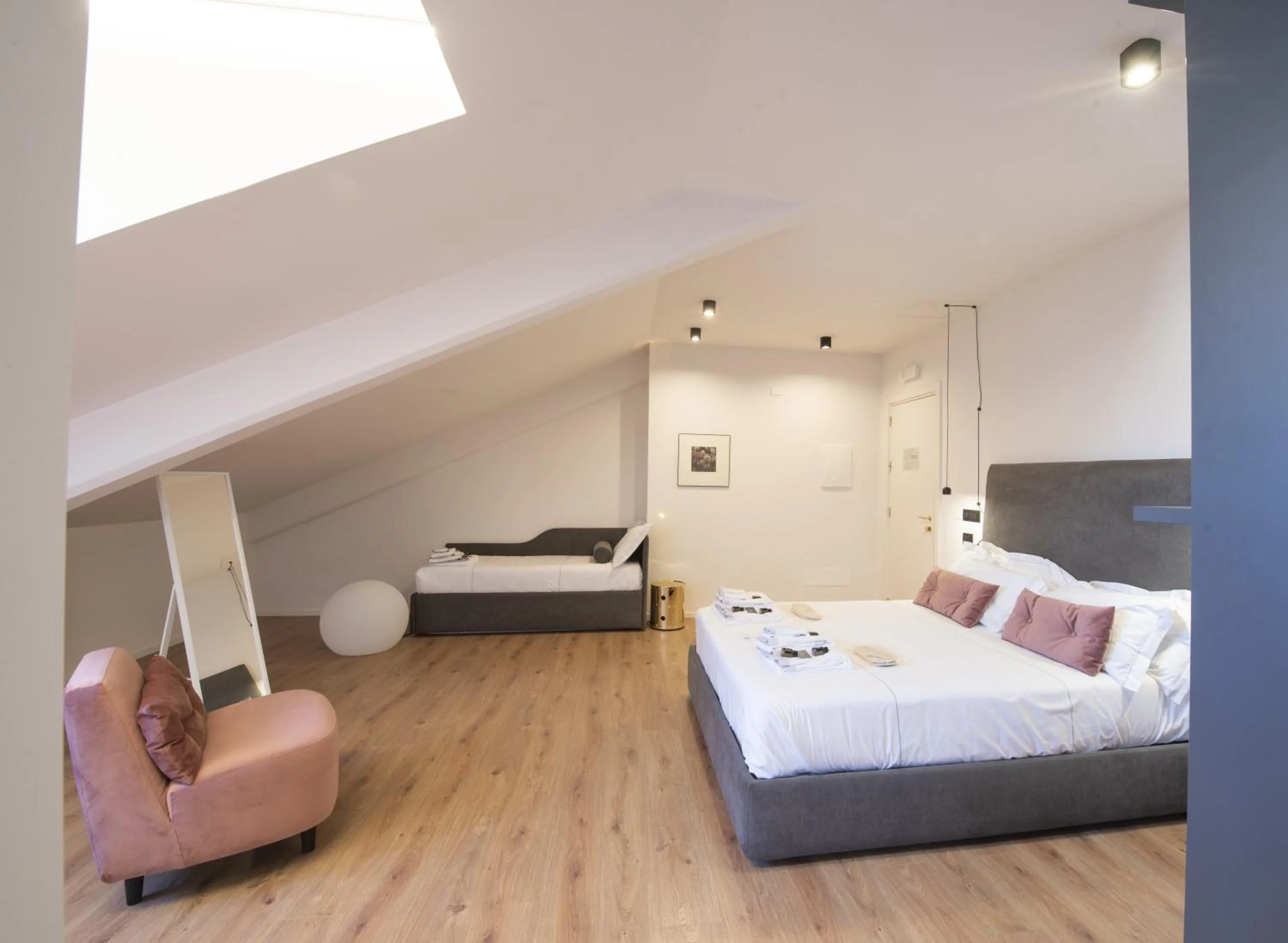 Bedroom, Bed in San Carlo Suite Torino