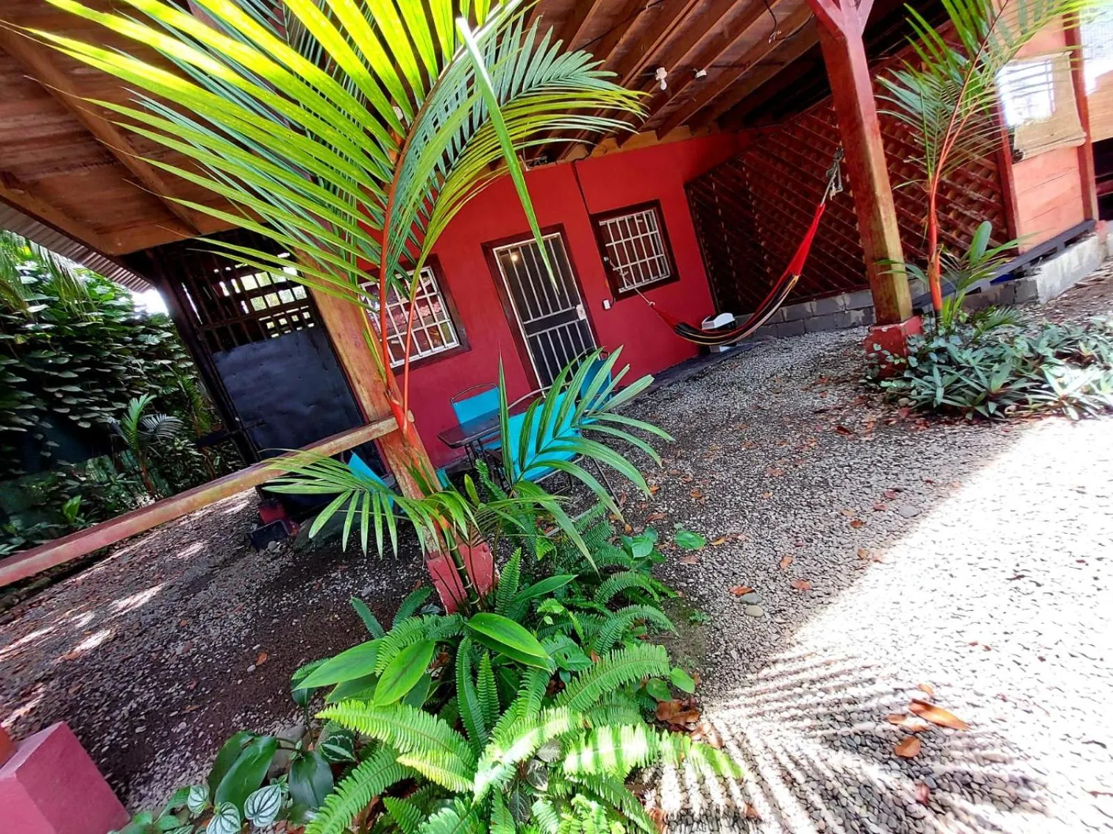 Patio in Hotel Casa Vito Beachfront