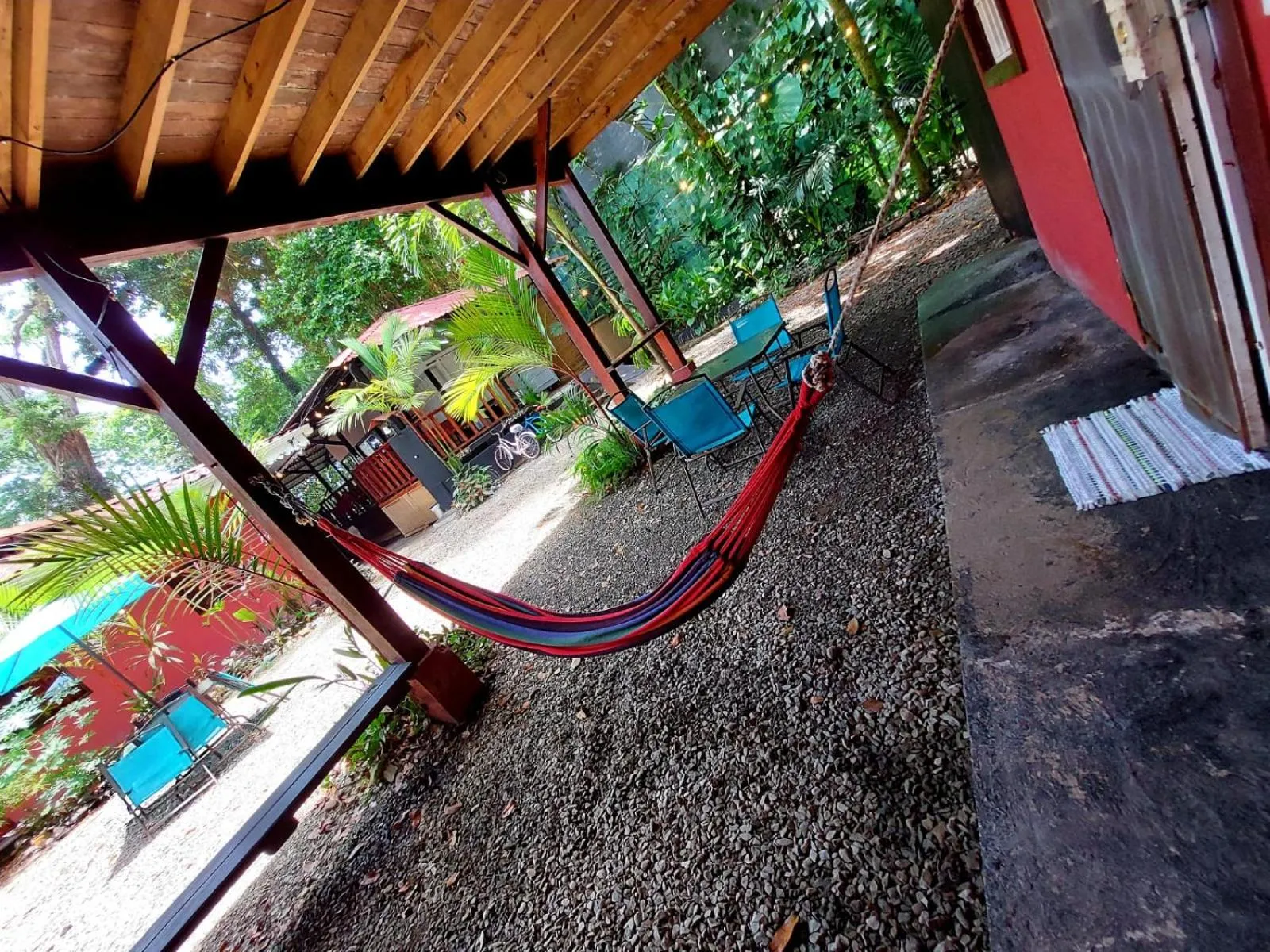 Patio in Hotel Casa Vito Beachfront