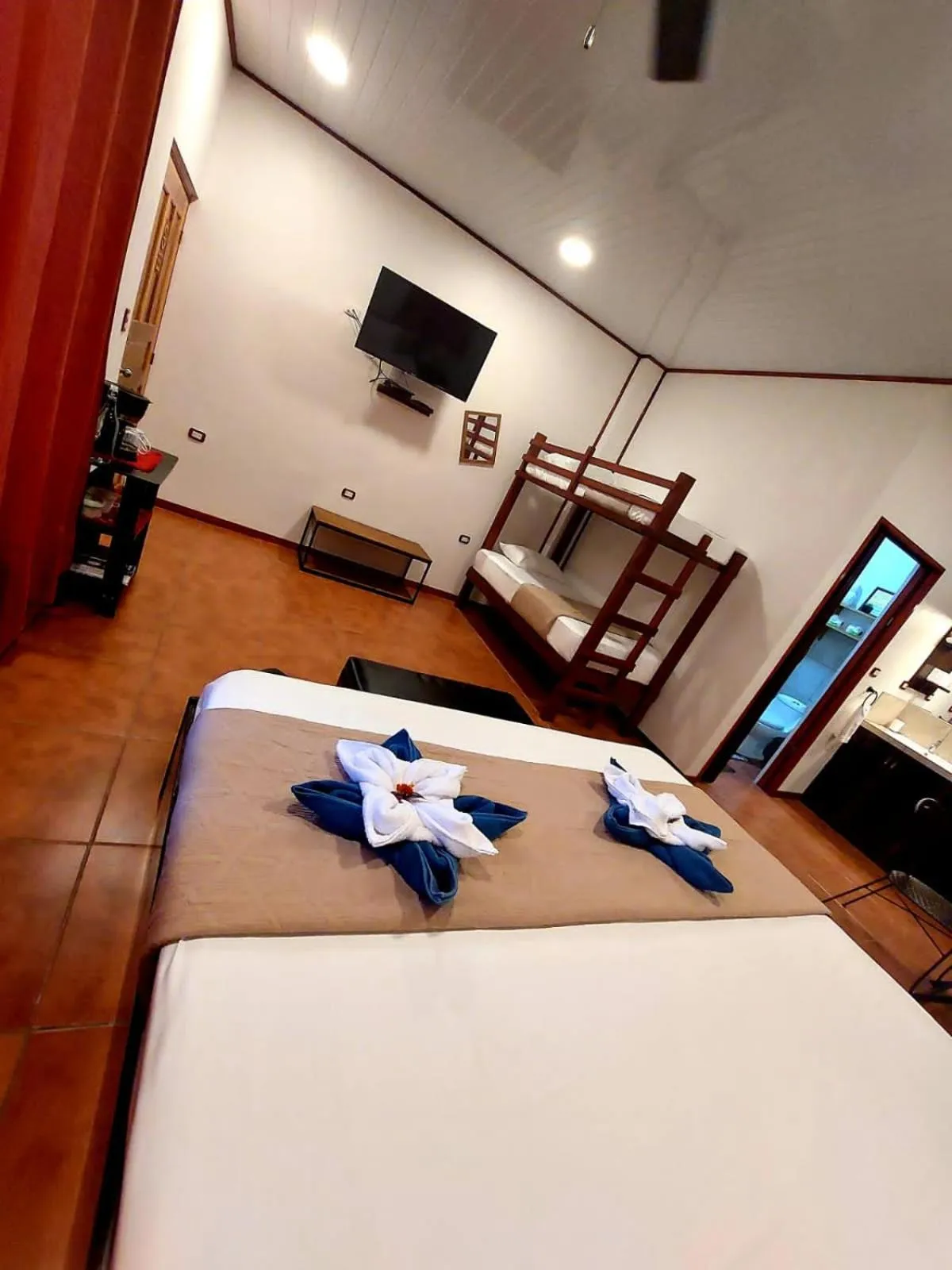 Bed in Hotel Casa Vito Beachfront