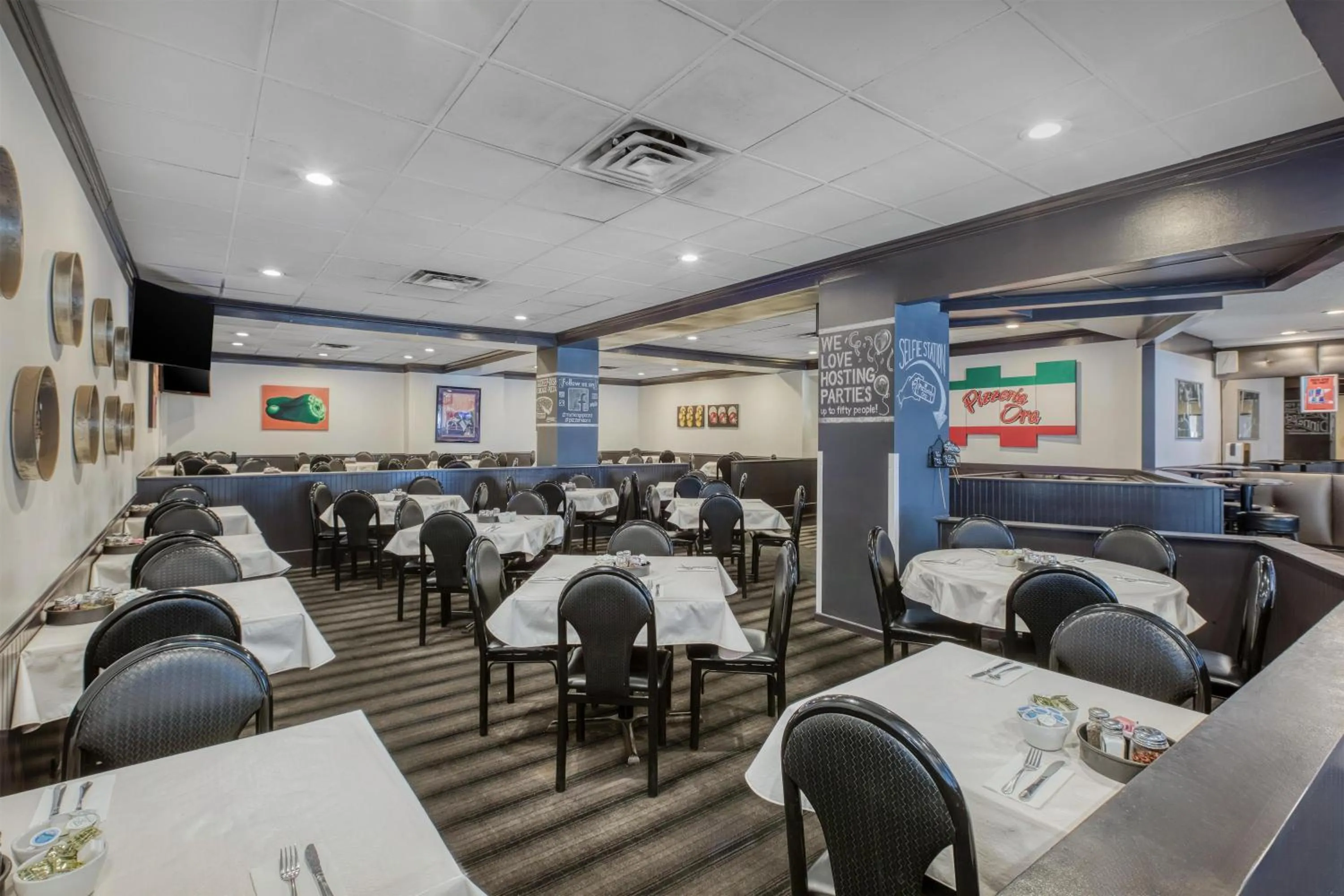 Restaurant/places to eat in Best Western Chicago Downtown-River North