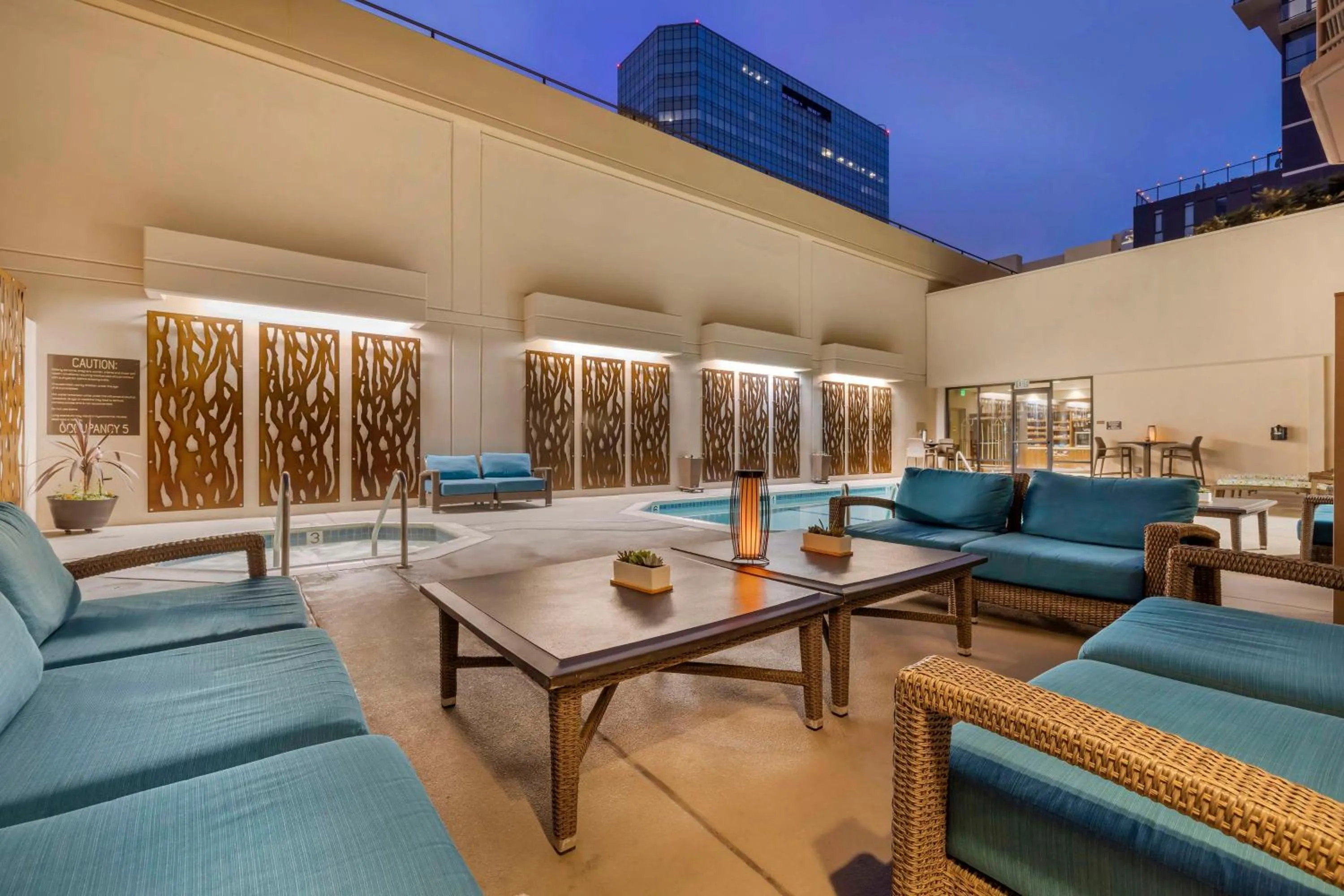 Pool view in Best Western Plus Bayside Inn