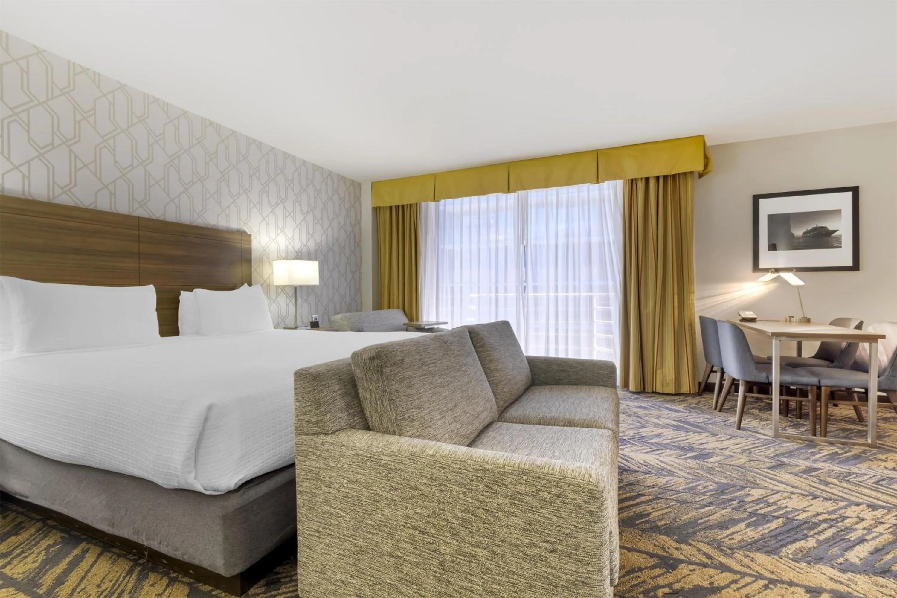 Bedroom, Bed in Best Western Plus Bayside Inn