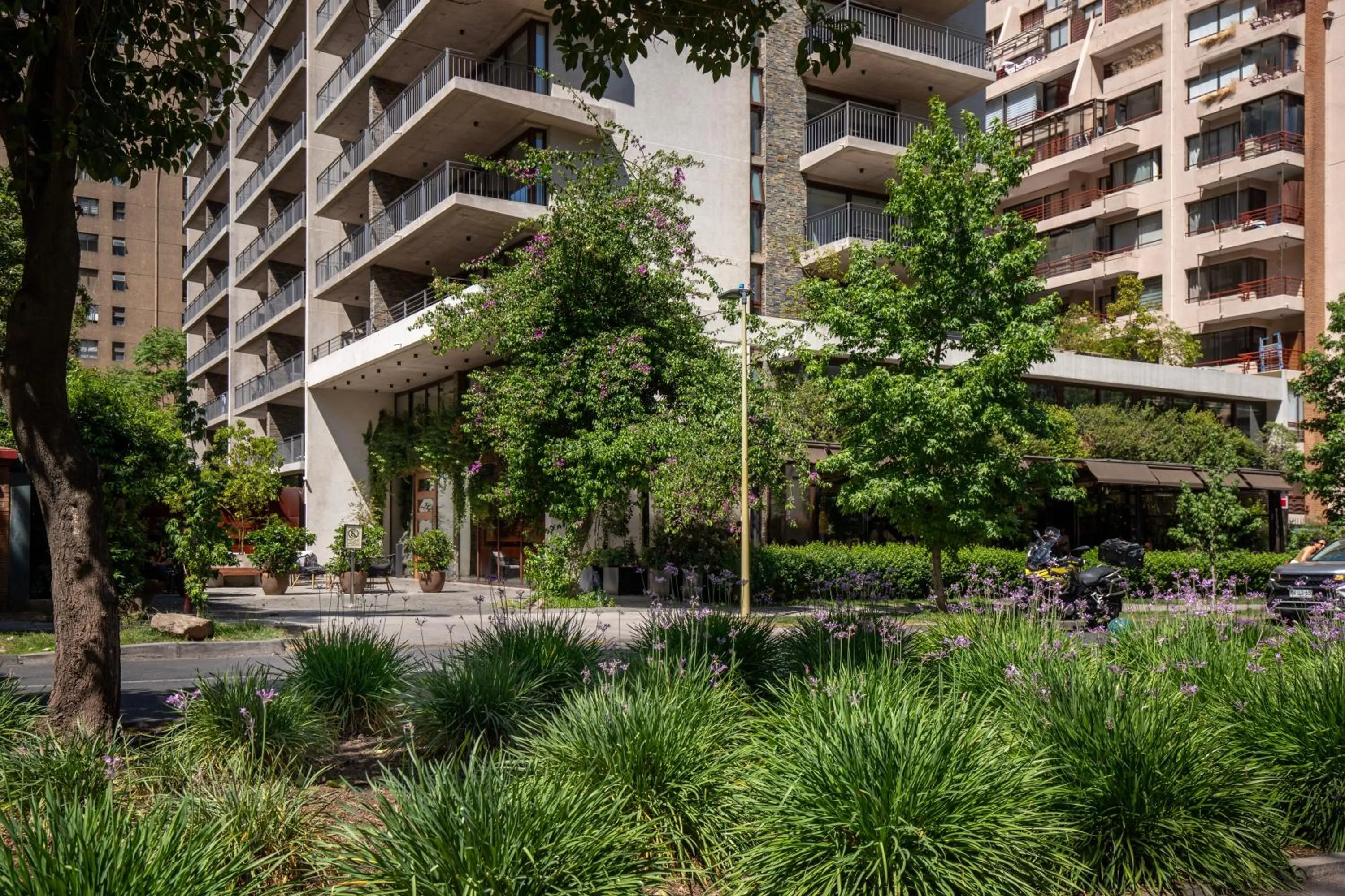 Restaurant/places to eat in The Place