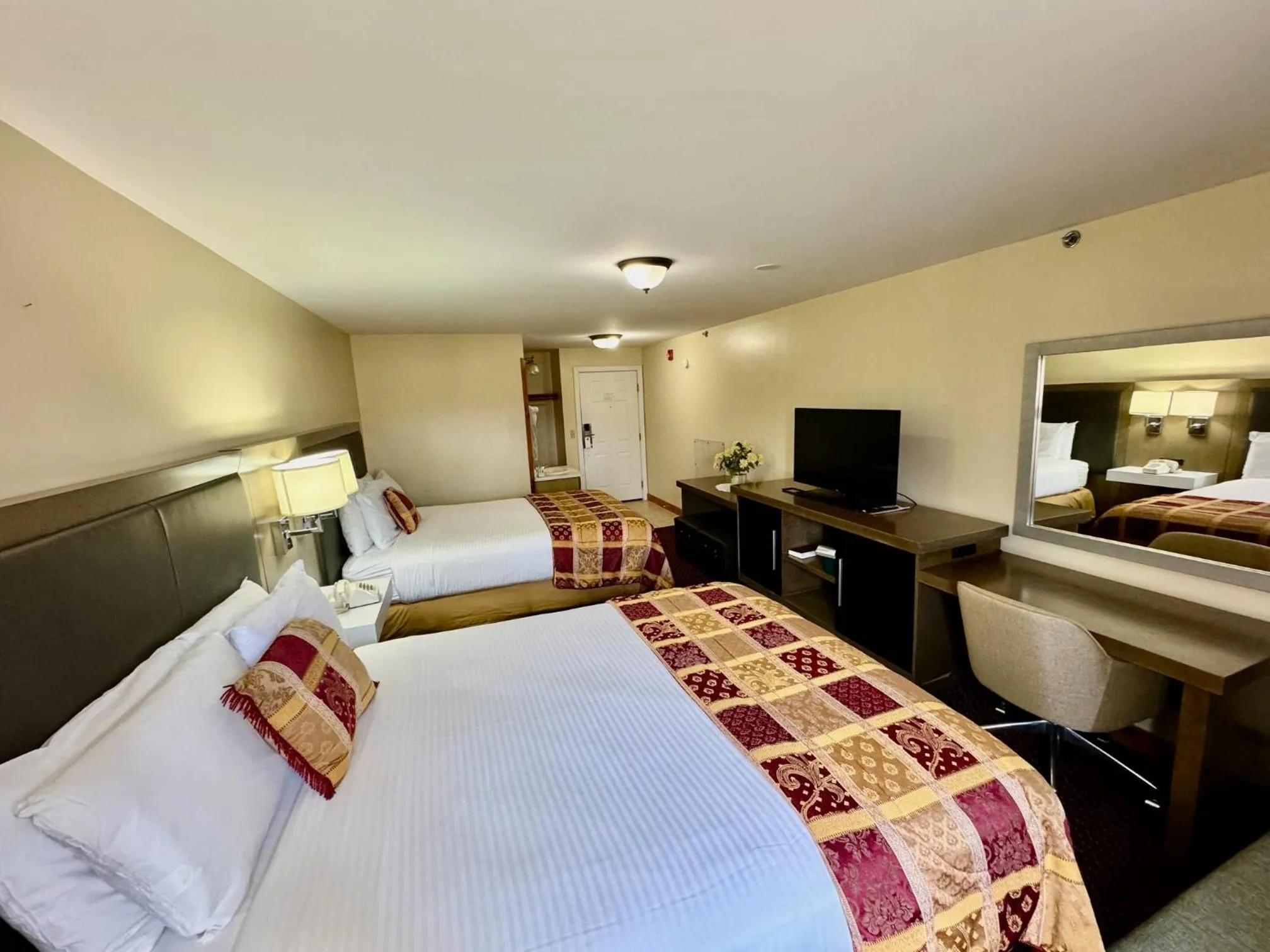 Breakfast, Bed in Merrill Farm Inn