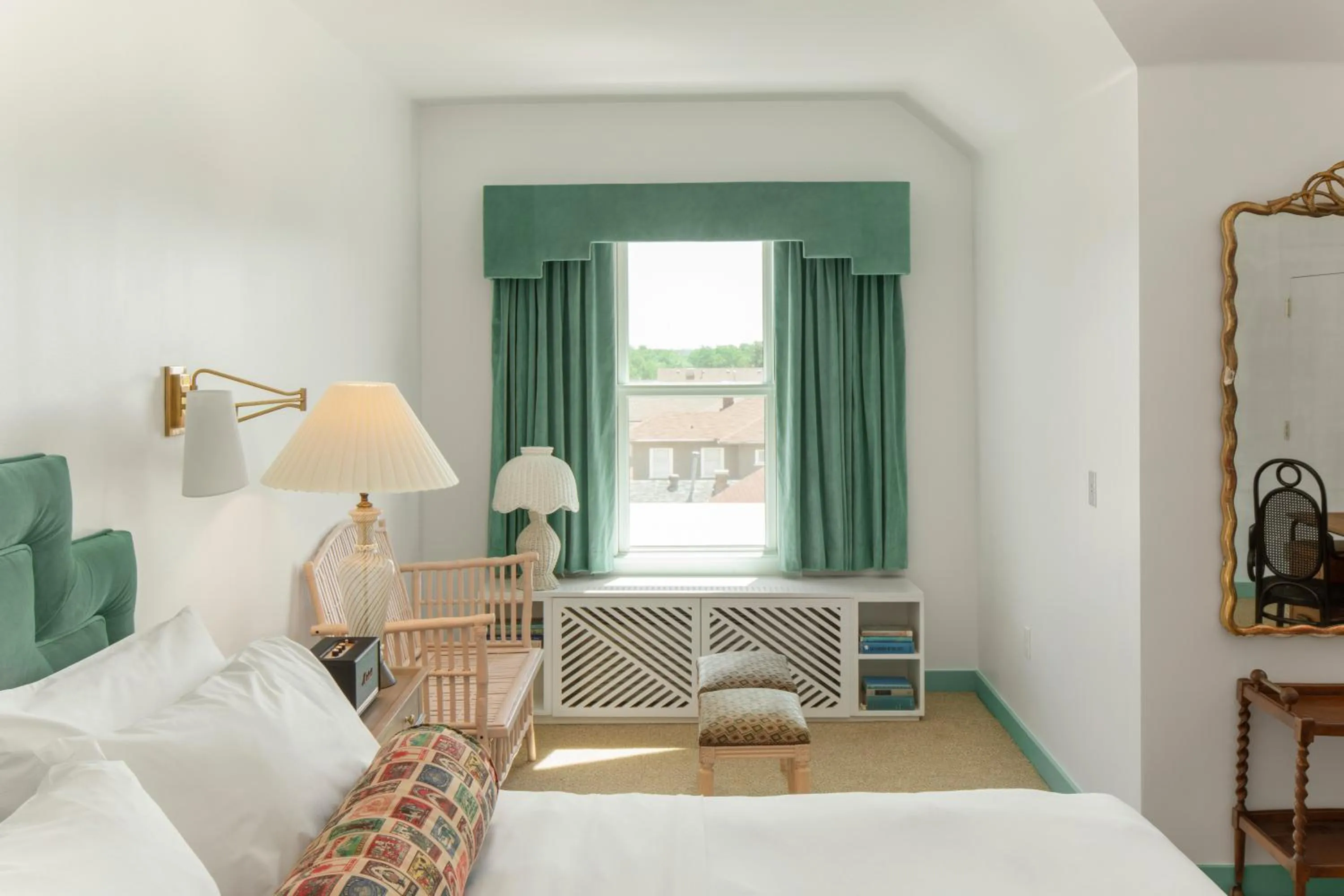 Bed in Bradford House, a Member of Design Hotels