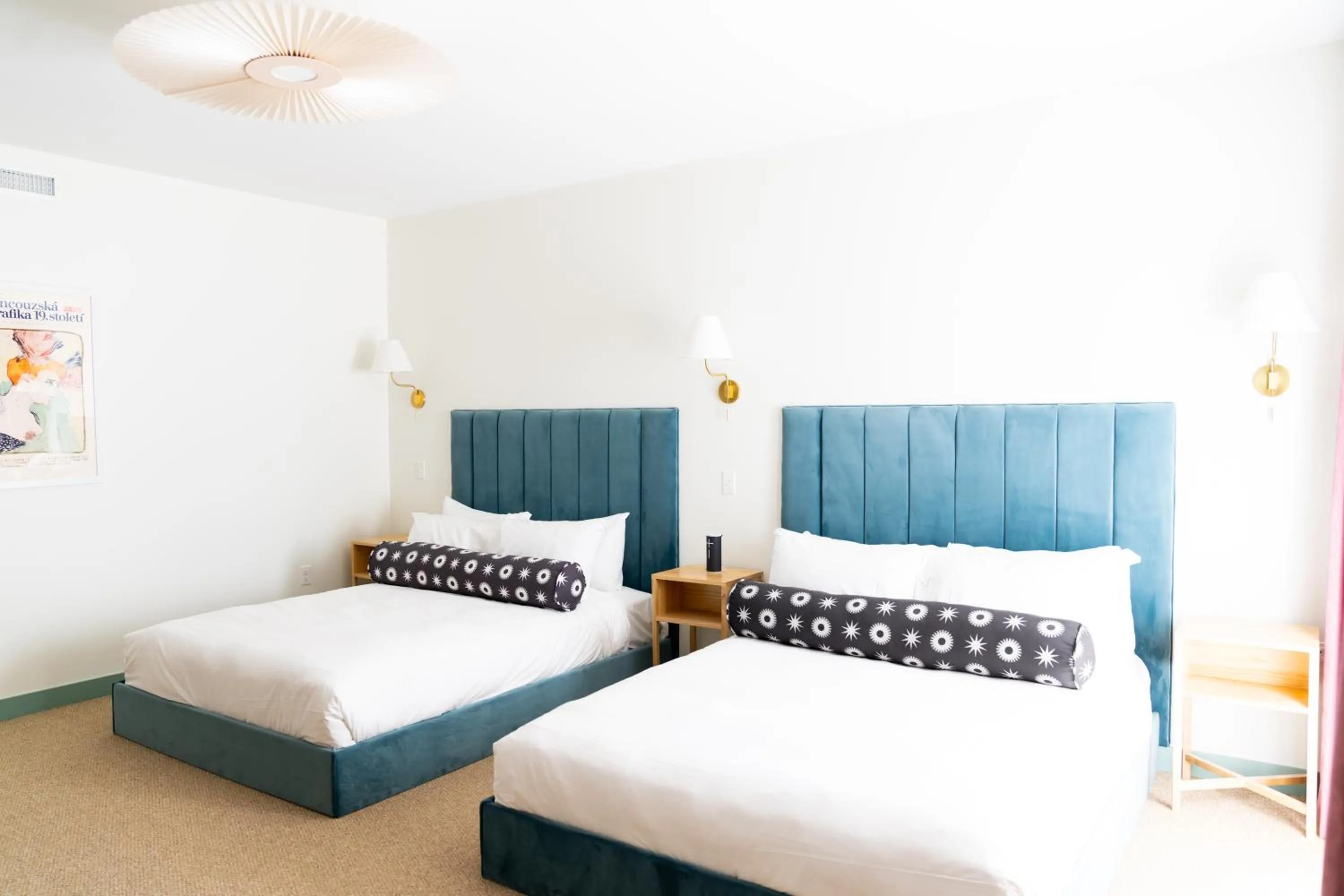 Bed in Bradford House, a Member of Design Hotels