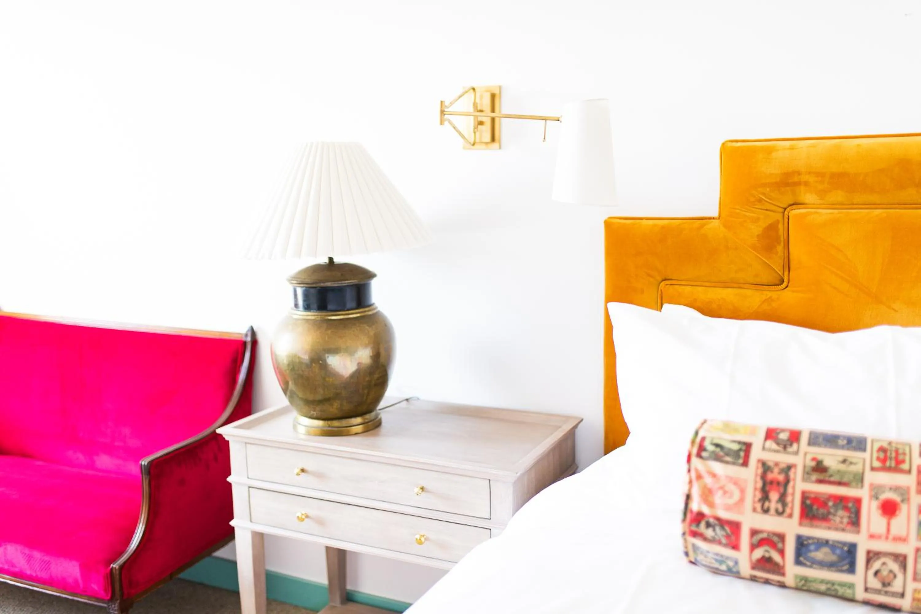 Bed in Bradford House, a Member of Design Hotels