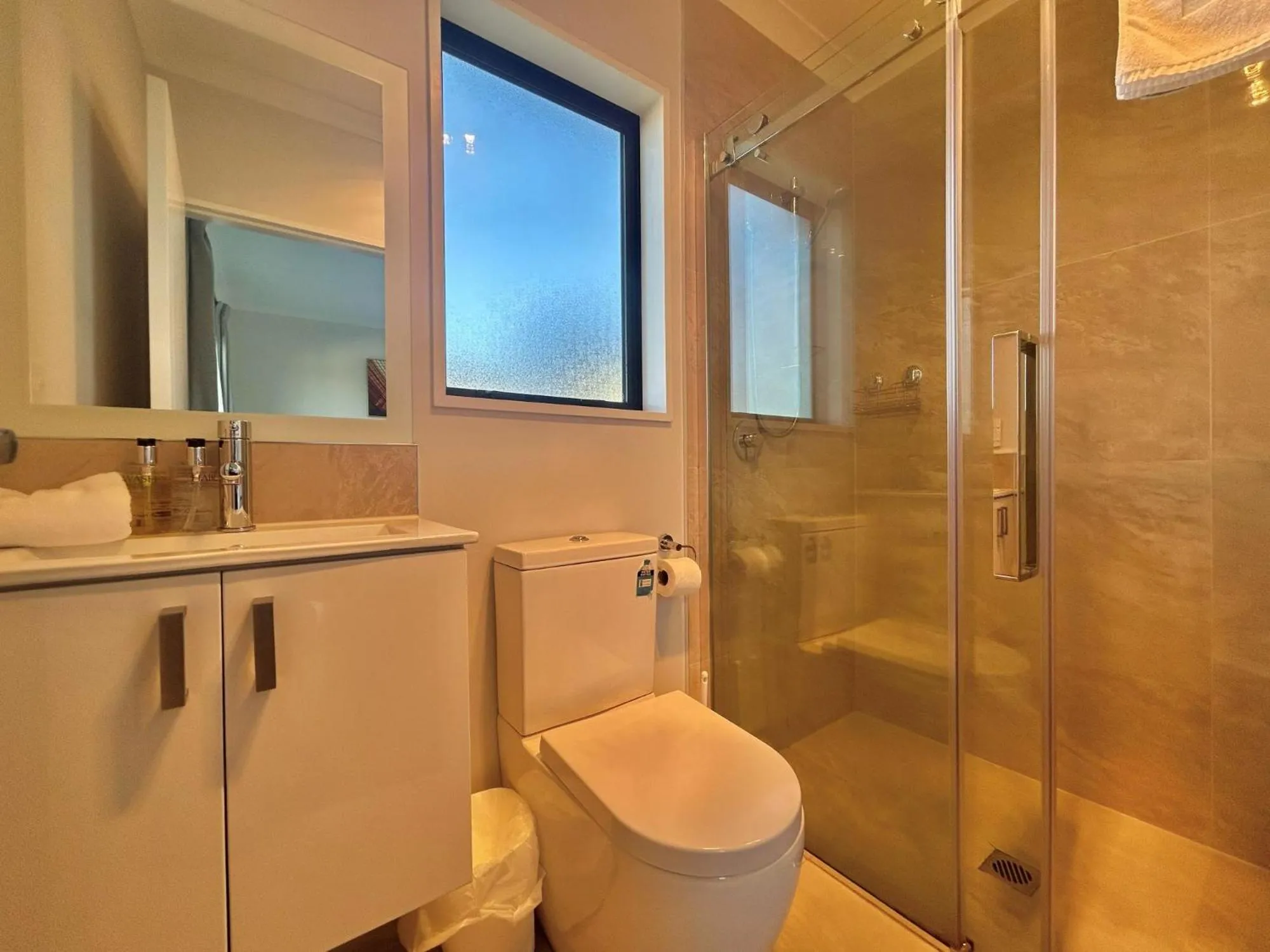 Bathroom in Matariki Star