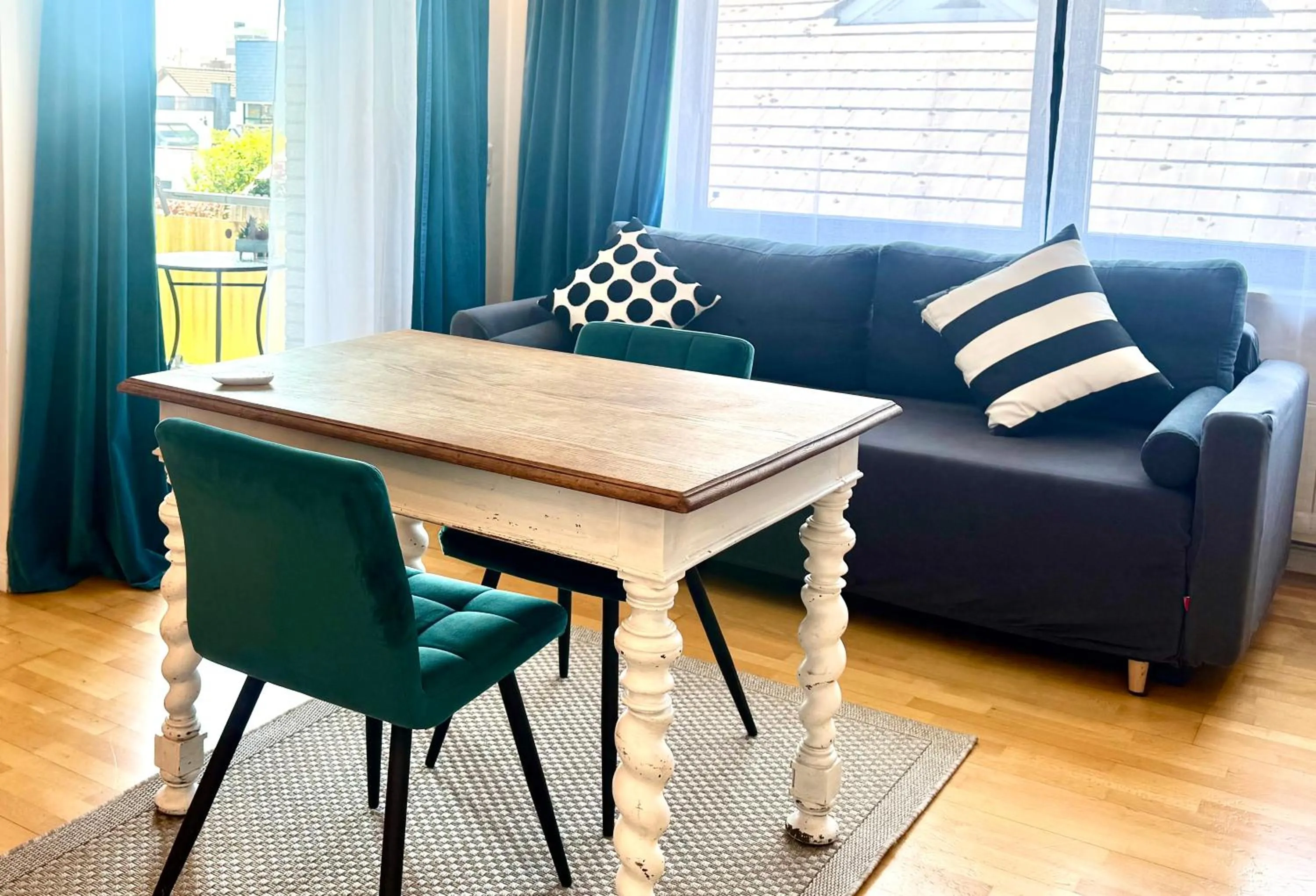 VILLA ORCHARD Frankfurt