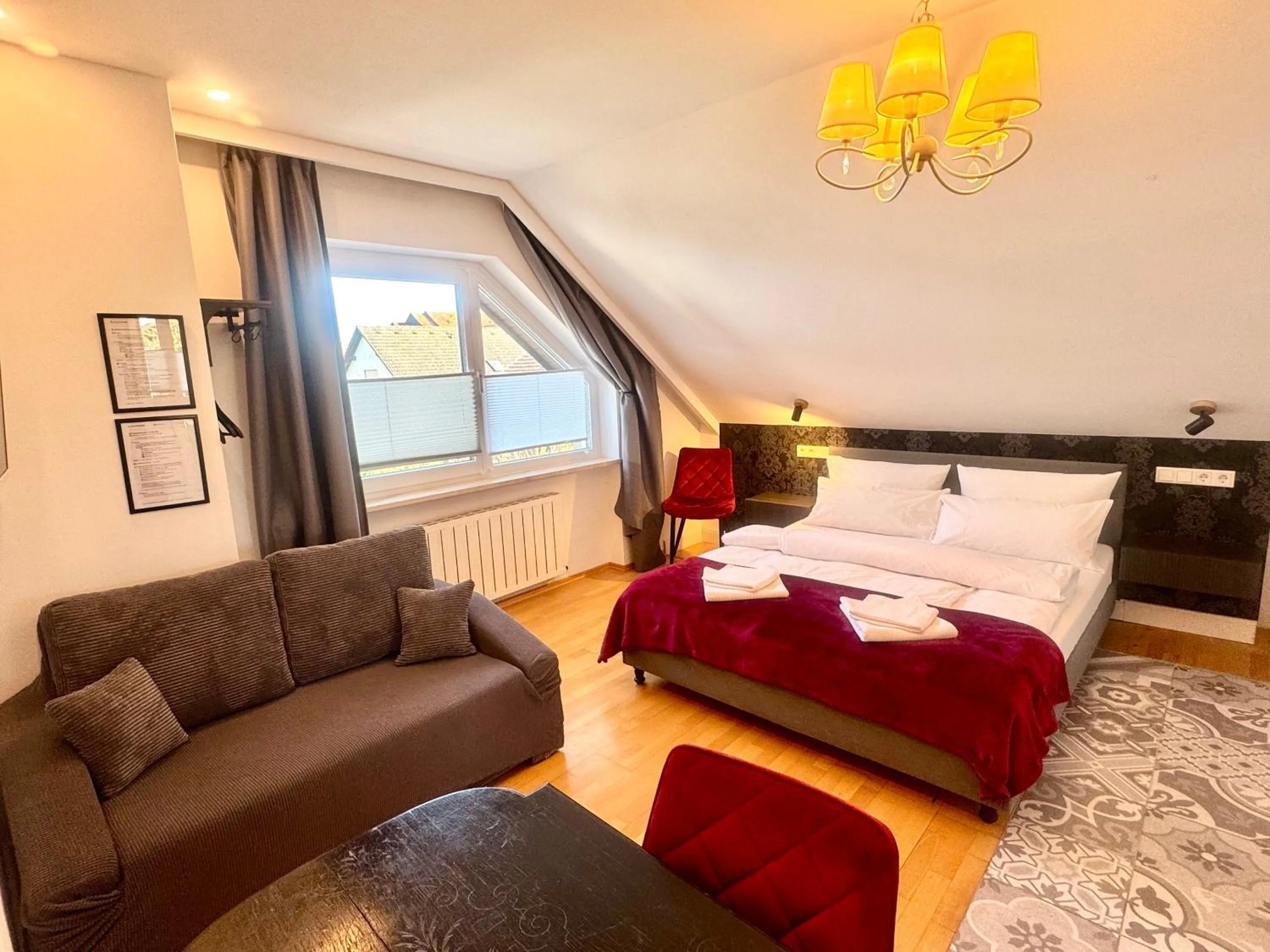 Bed in VILLA ORCHARD Frankfurt - Trade Fair Airport