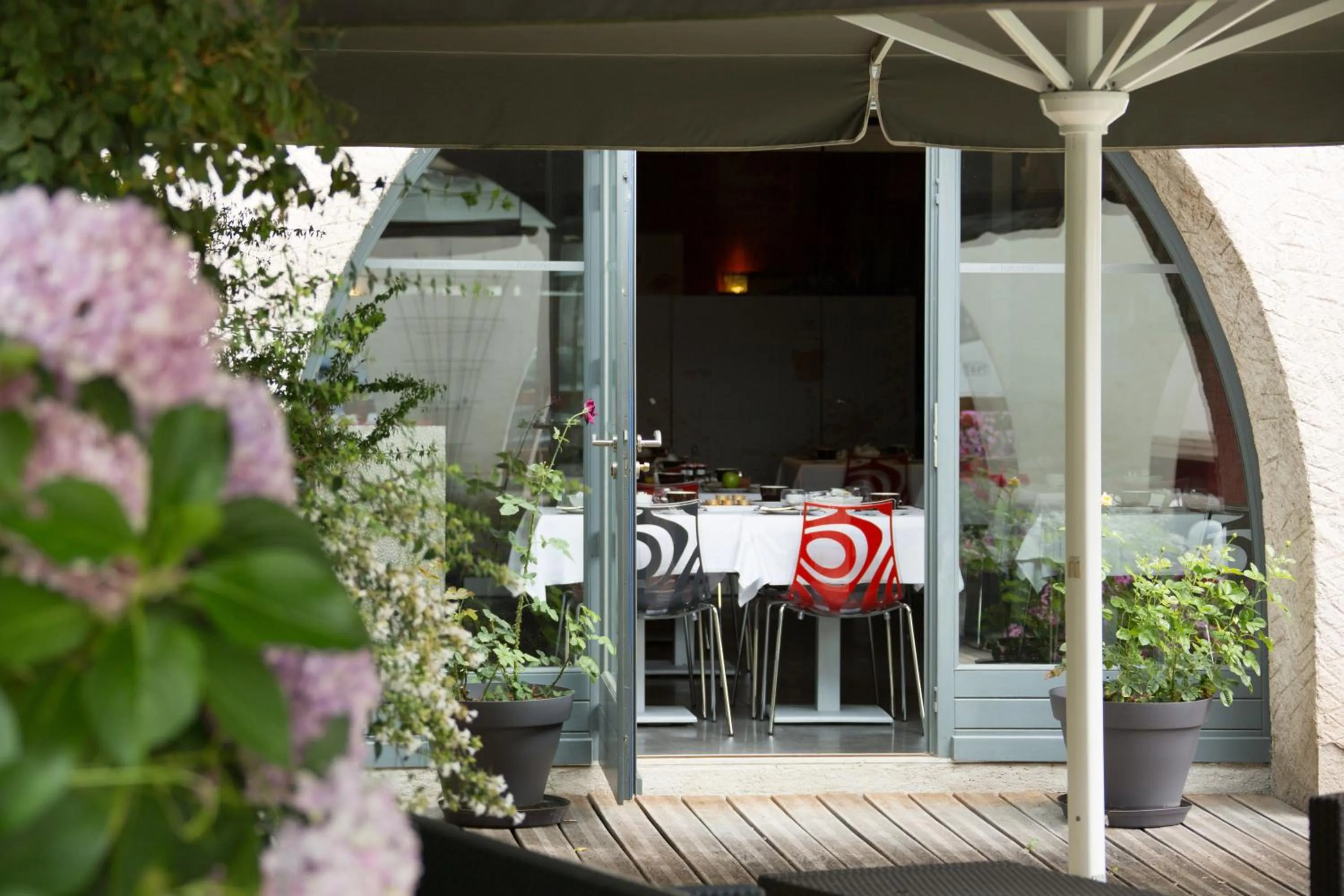 Spring in Charme et Caractère Le Turenne