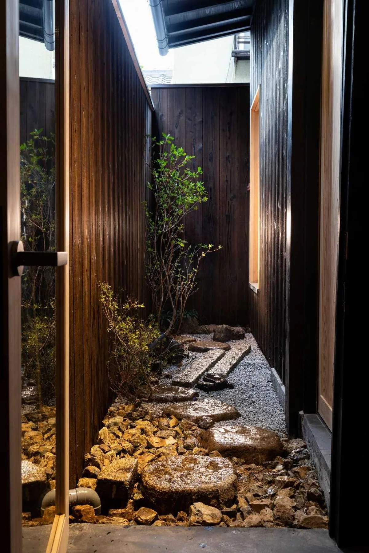 Photo of the whole room in Tsumugi Hachijominamotocho