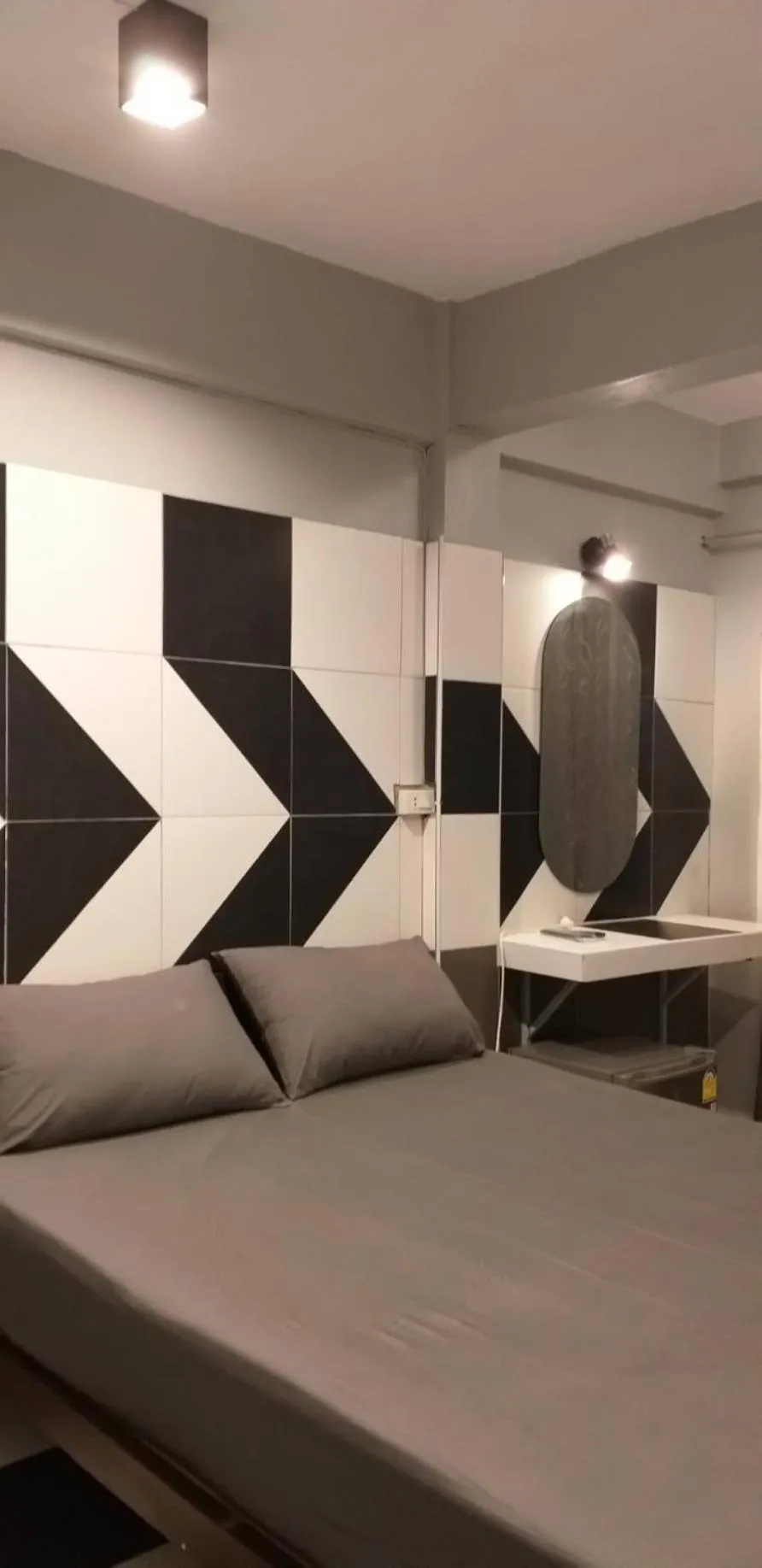 Bed in Benjamas hostels