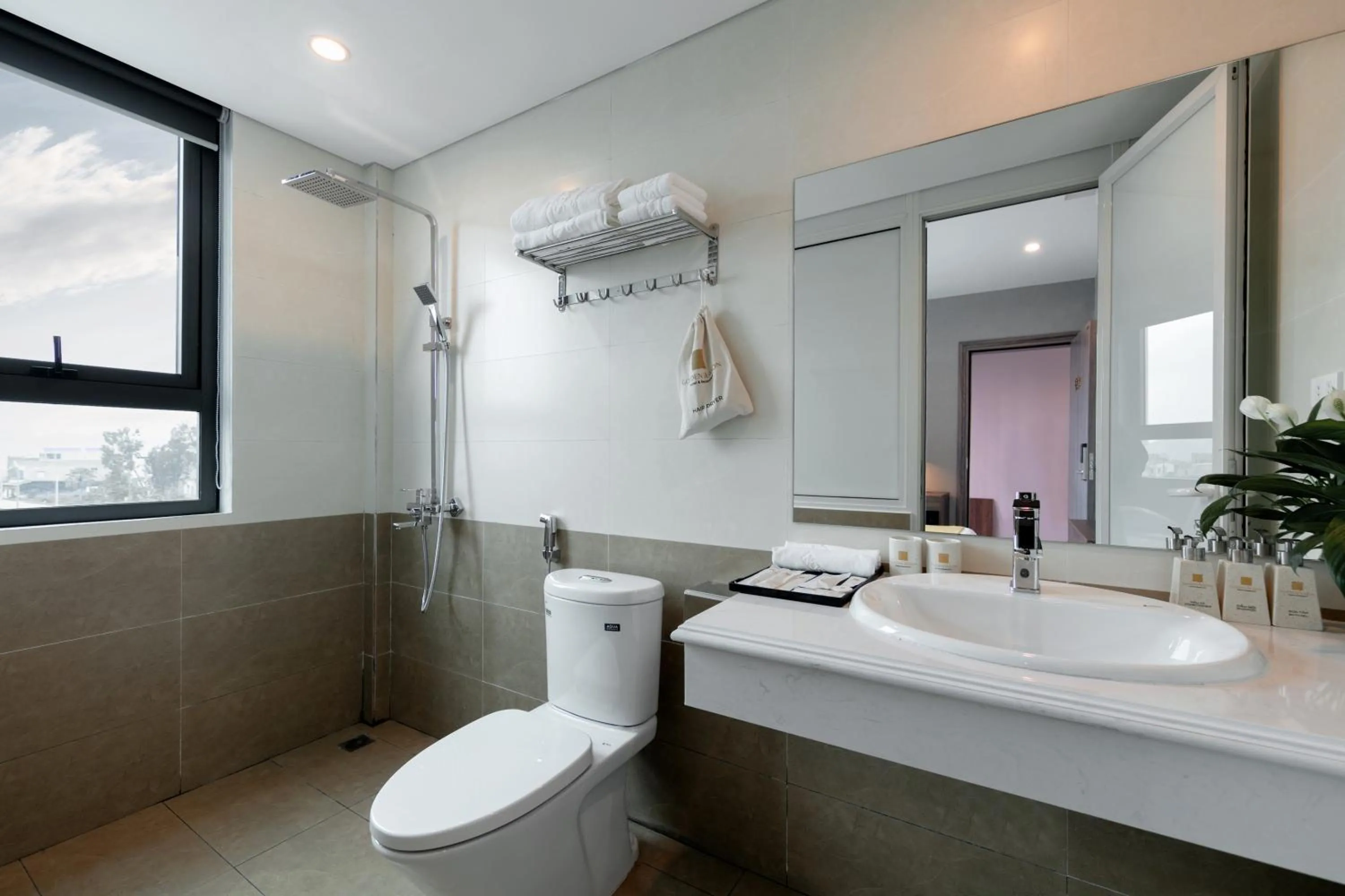 Shower in Golden Season Hotel