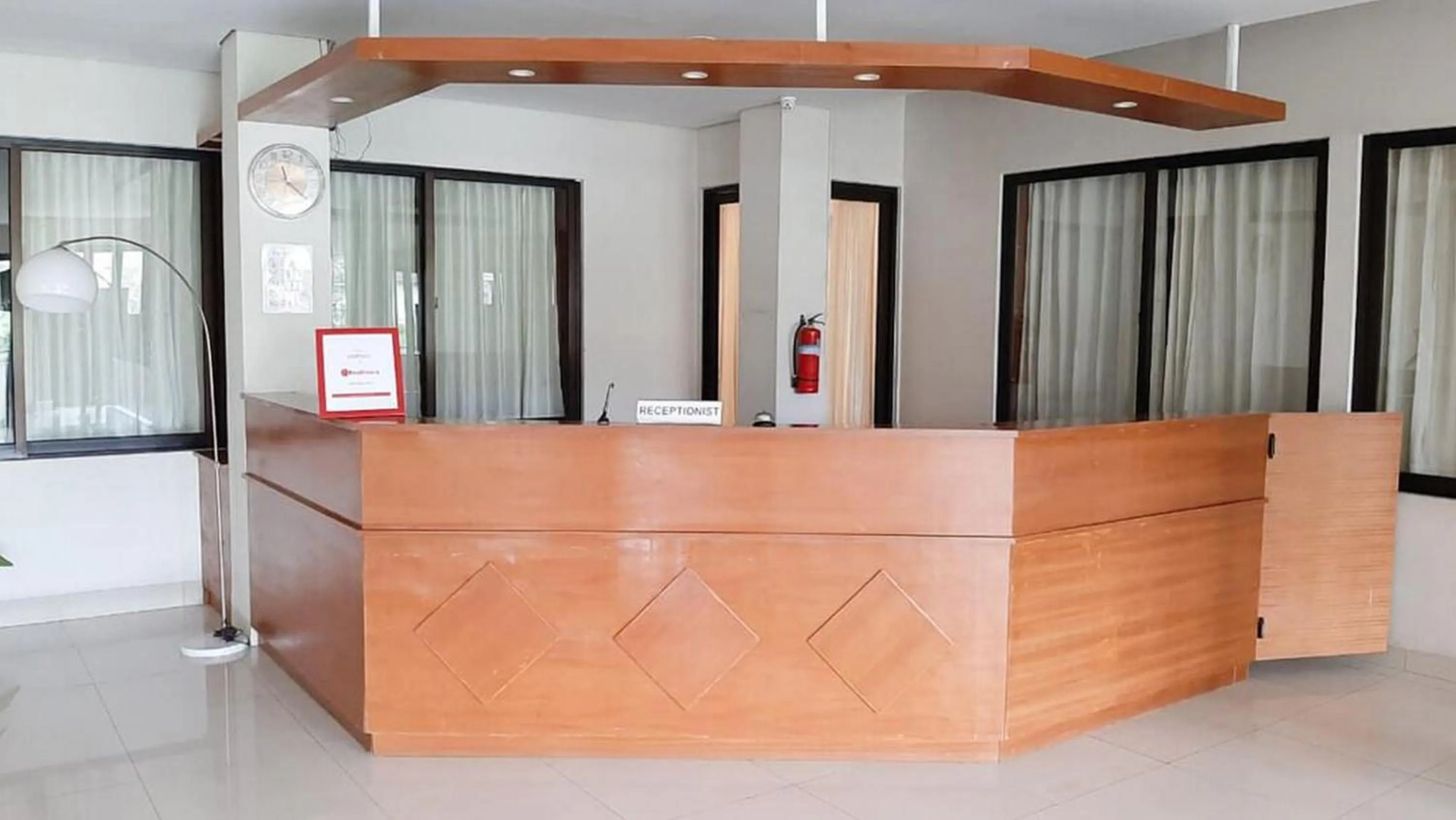 Lobby or reception in RedDoorz Plus @ Bitung City Center