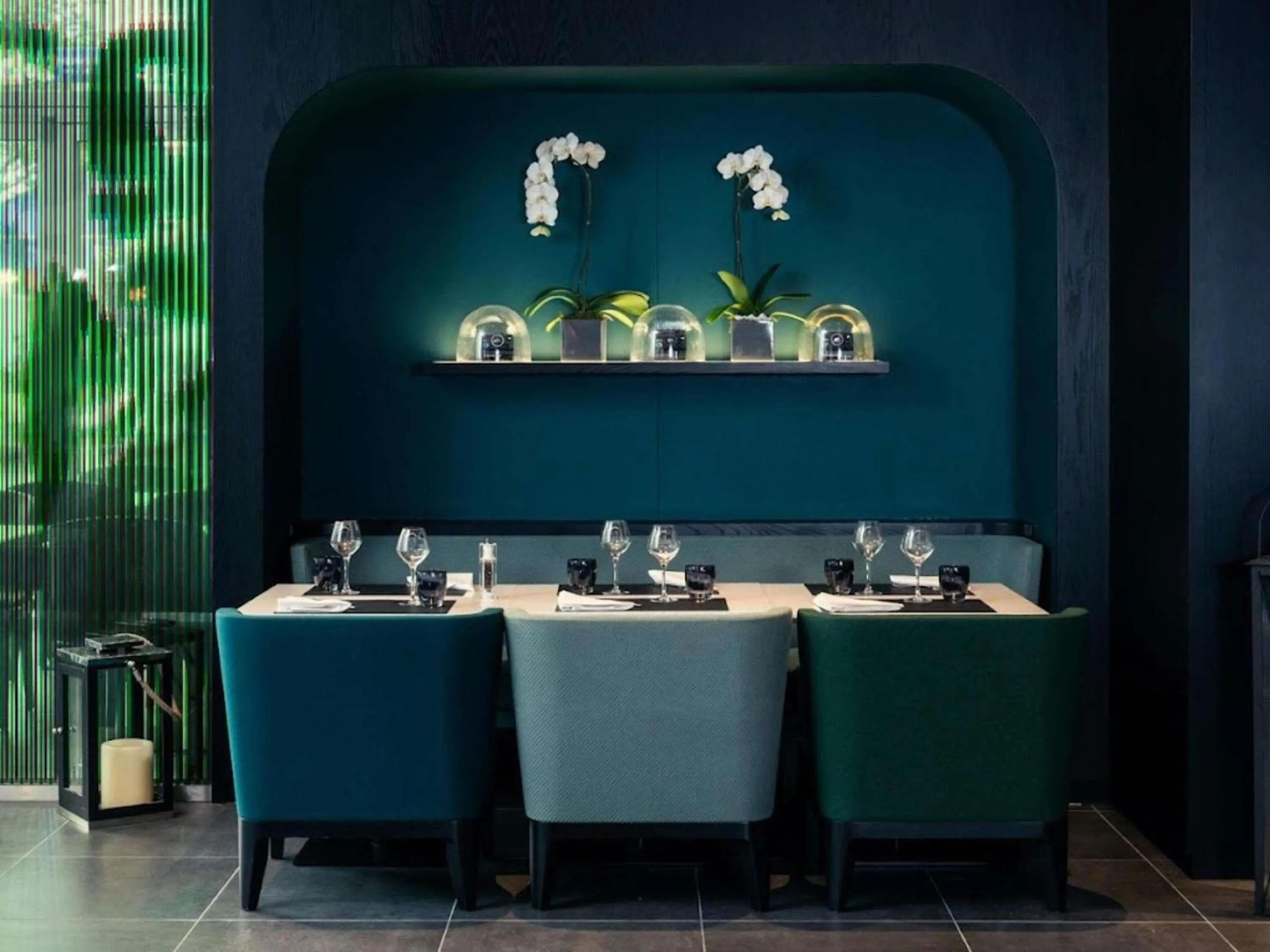 Restaurant/places to eat in AppartHotel Mercure Paris Boulogne