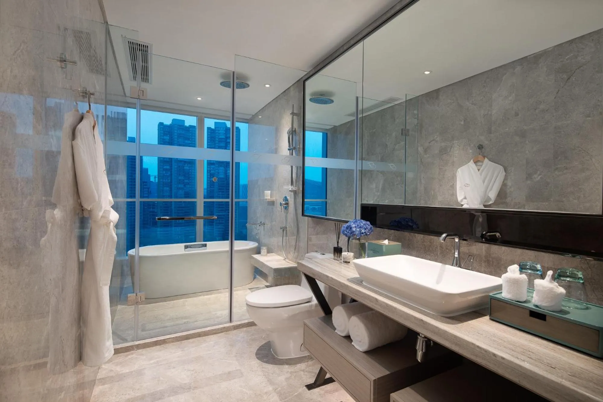 Shower in Fraser Residence Chengdu