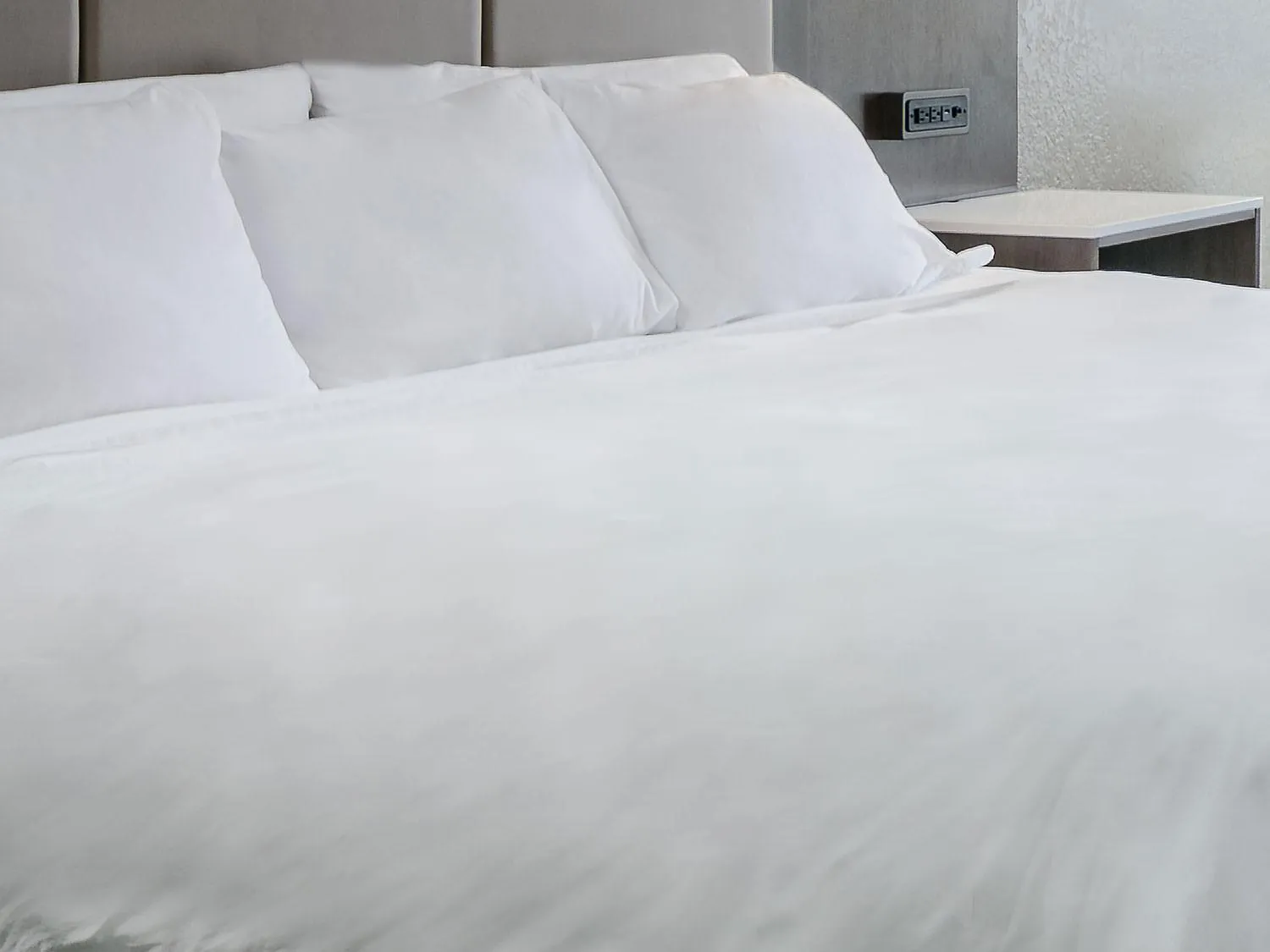 Bed in Radisson Hotel Madison