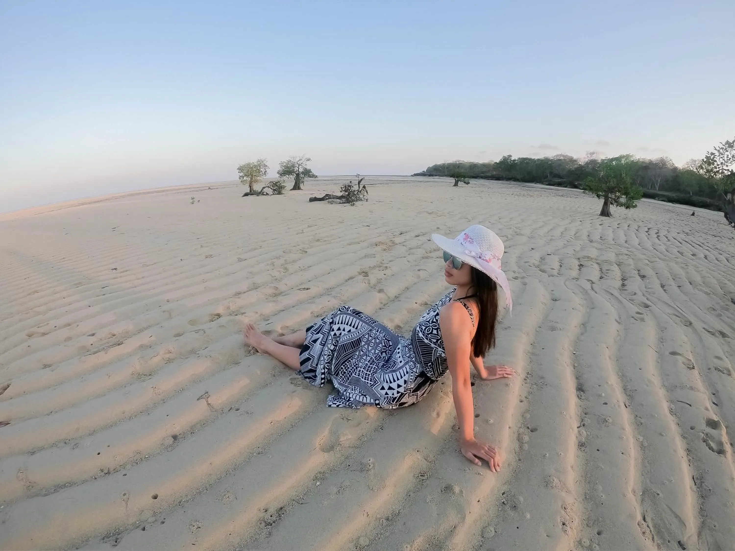 Costa Beach Resort & Club