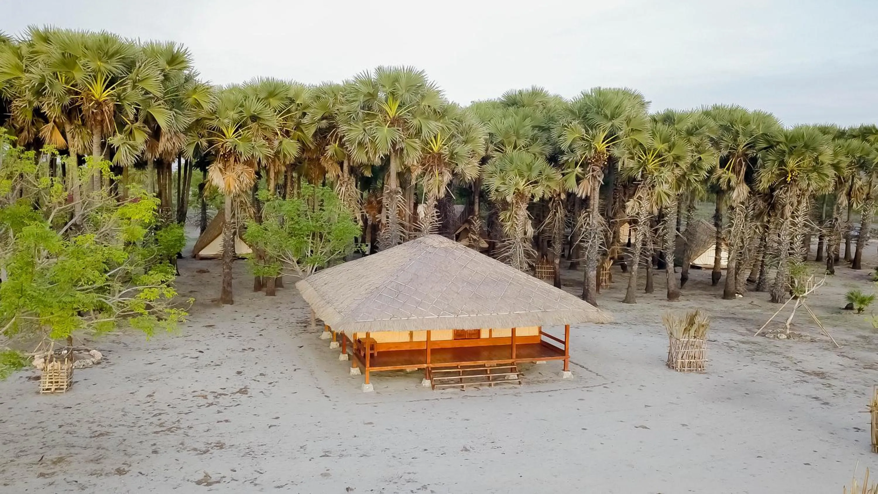 Costa Beach Resort & Club