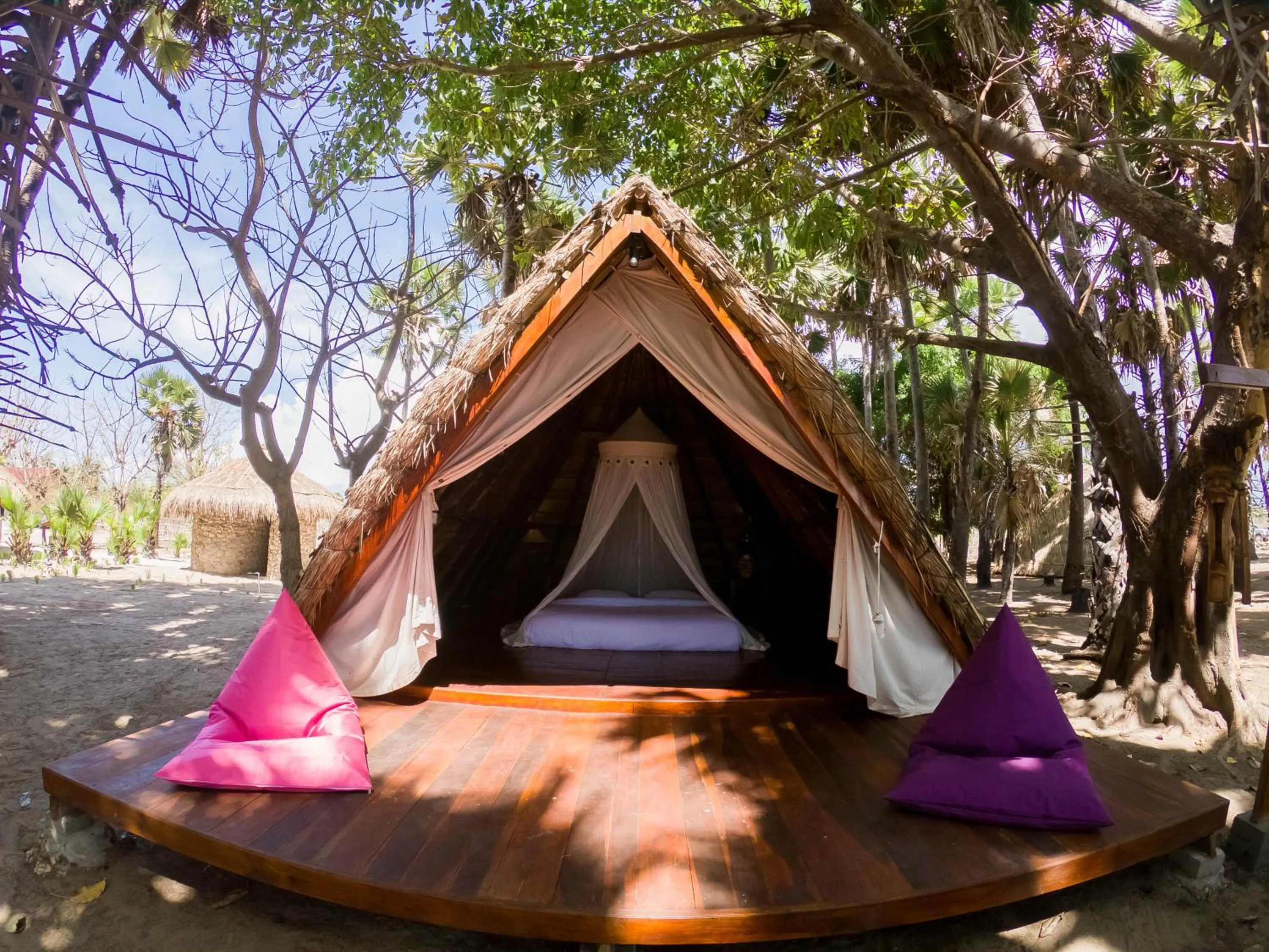 Costa Beach Resort & Club