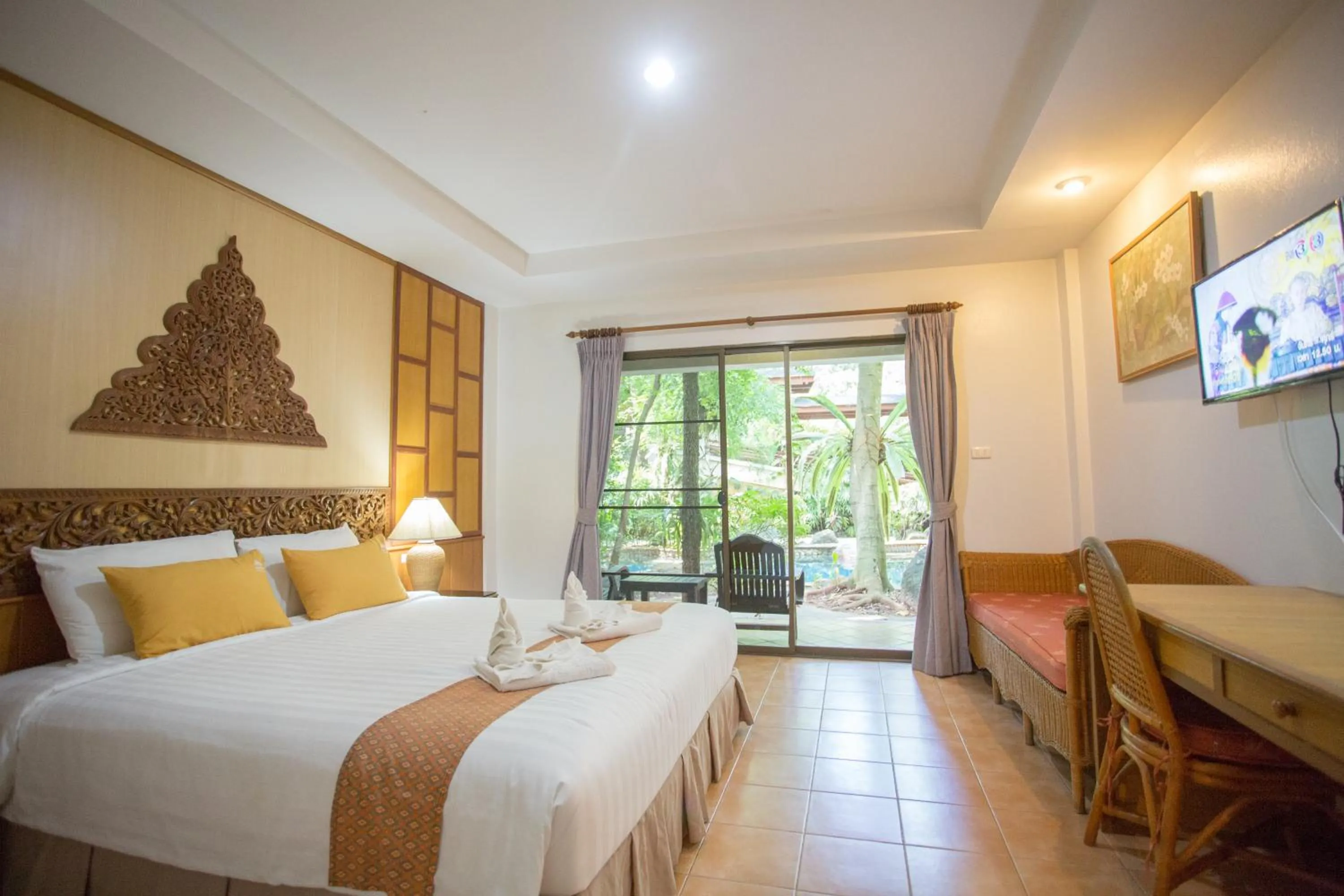 Photo of the whole room, Bed in 100 Islands Resort & Spa