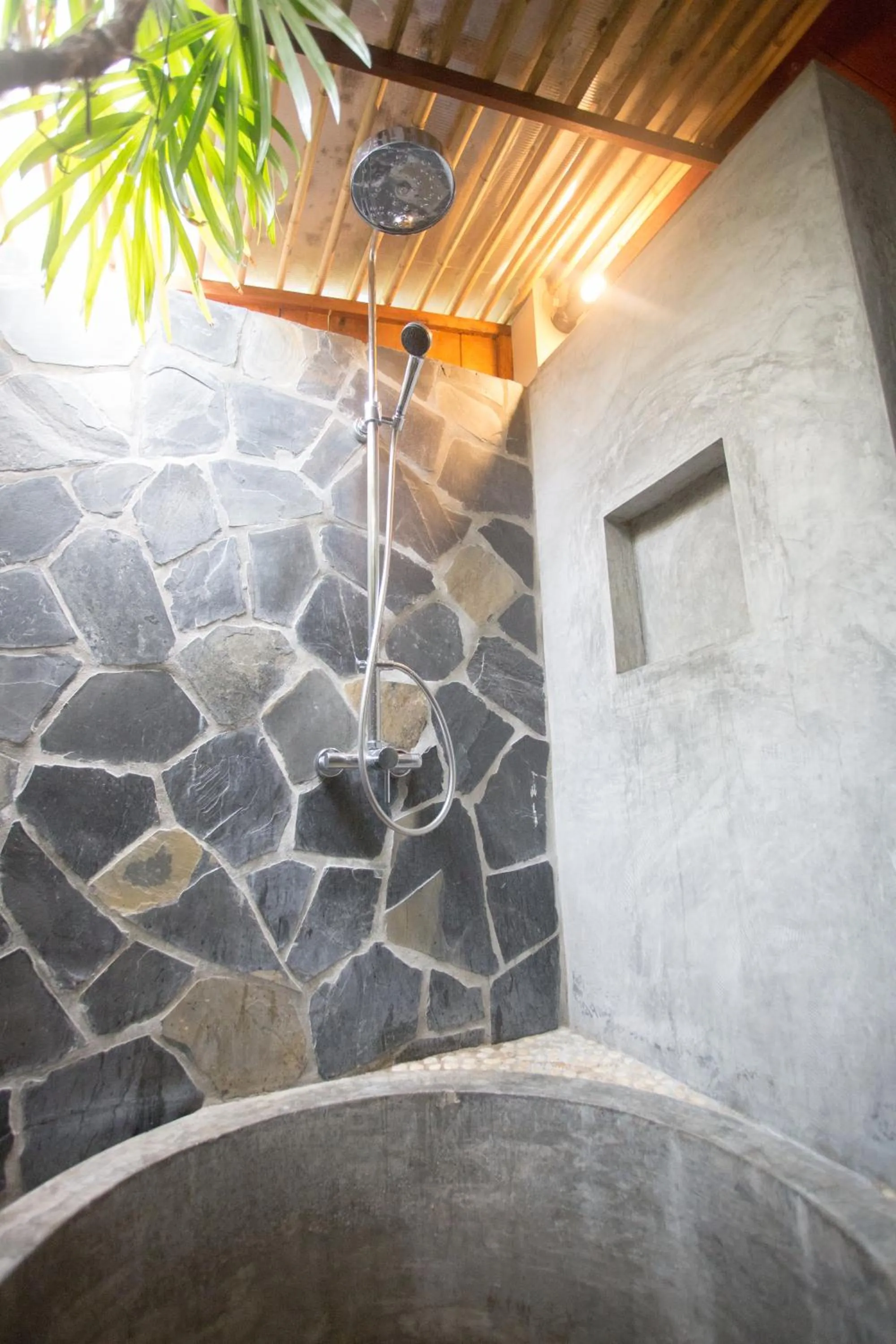 Shower in 100 Islands Resort & Spa