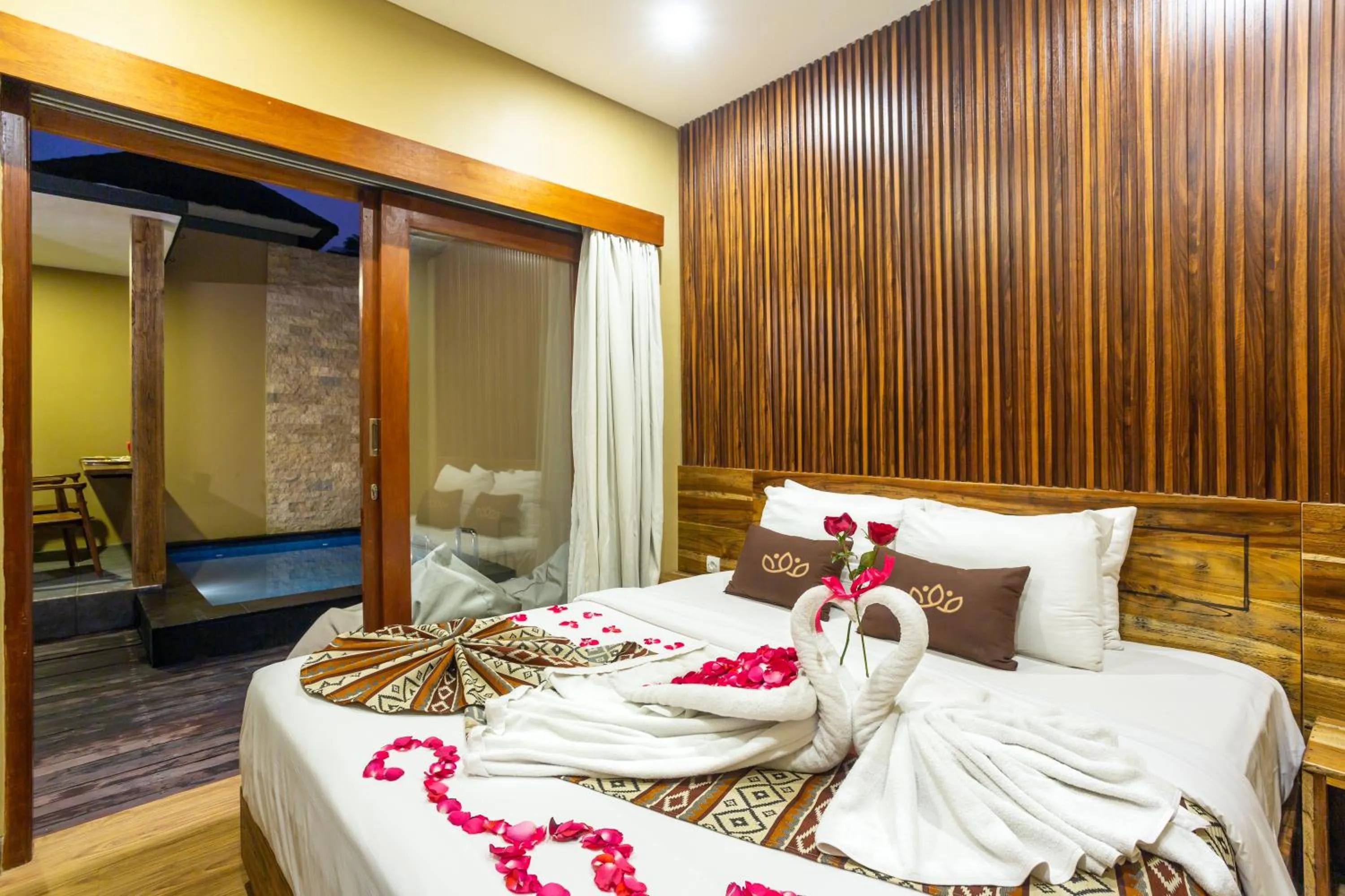 Bedroom, Bed in Radea Villa