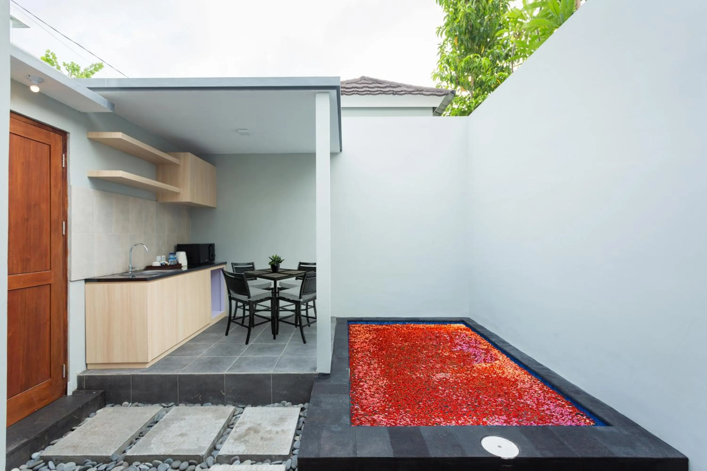 Kitchen or kitchenette in Radea Villa