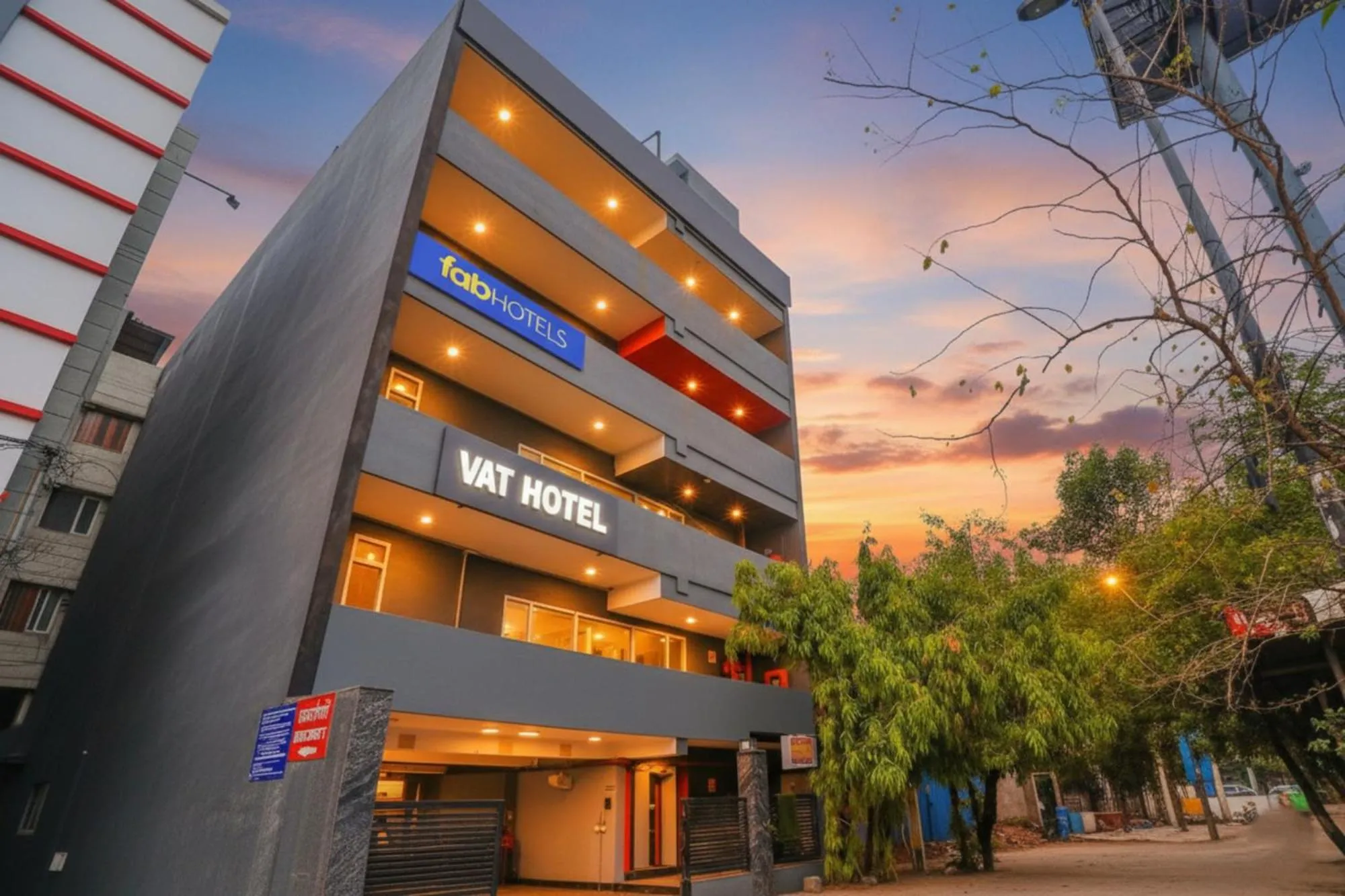 Property building in Via Blusky