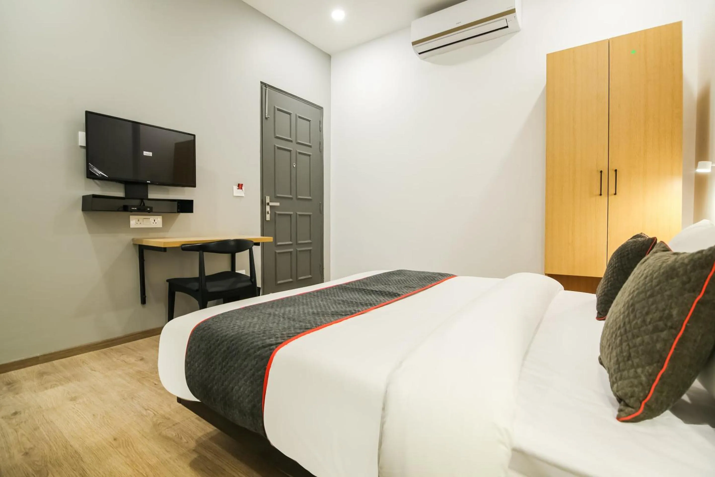 Bedroom, Bed in Hotel O 7 star