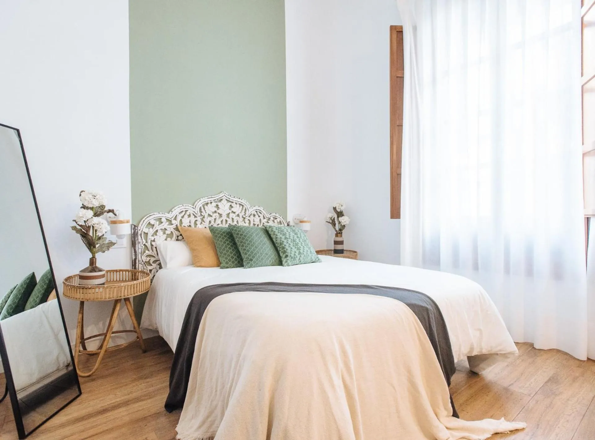 Bed in Lola de Triana Apartments