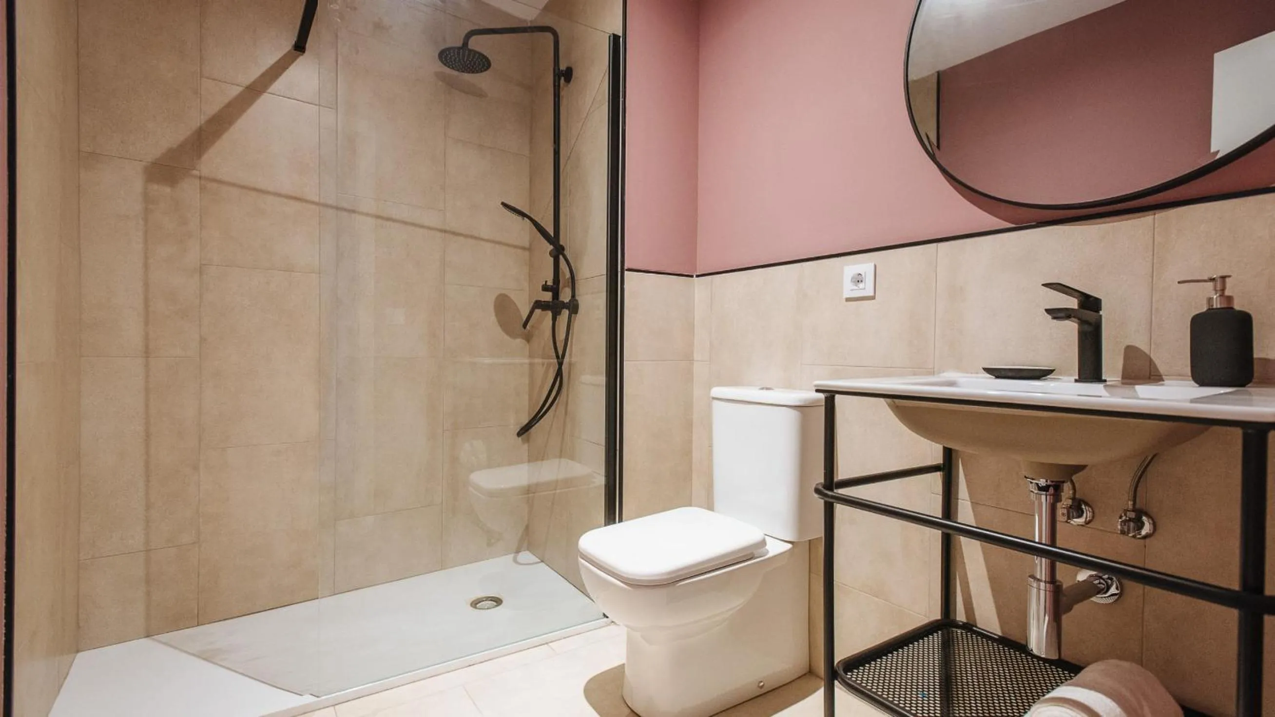 Bathroom in Lola de Triana Apartments