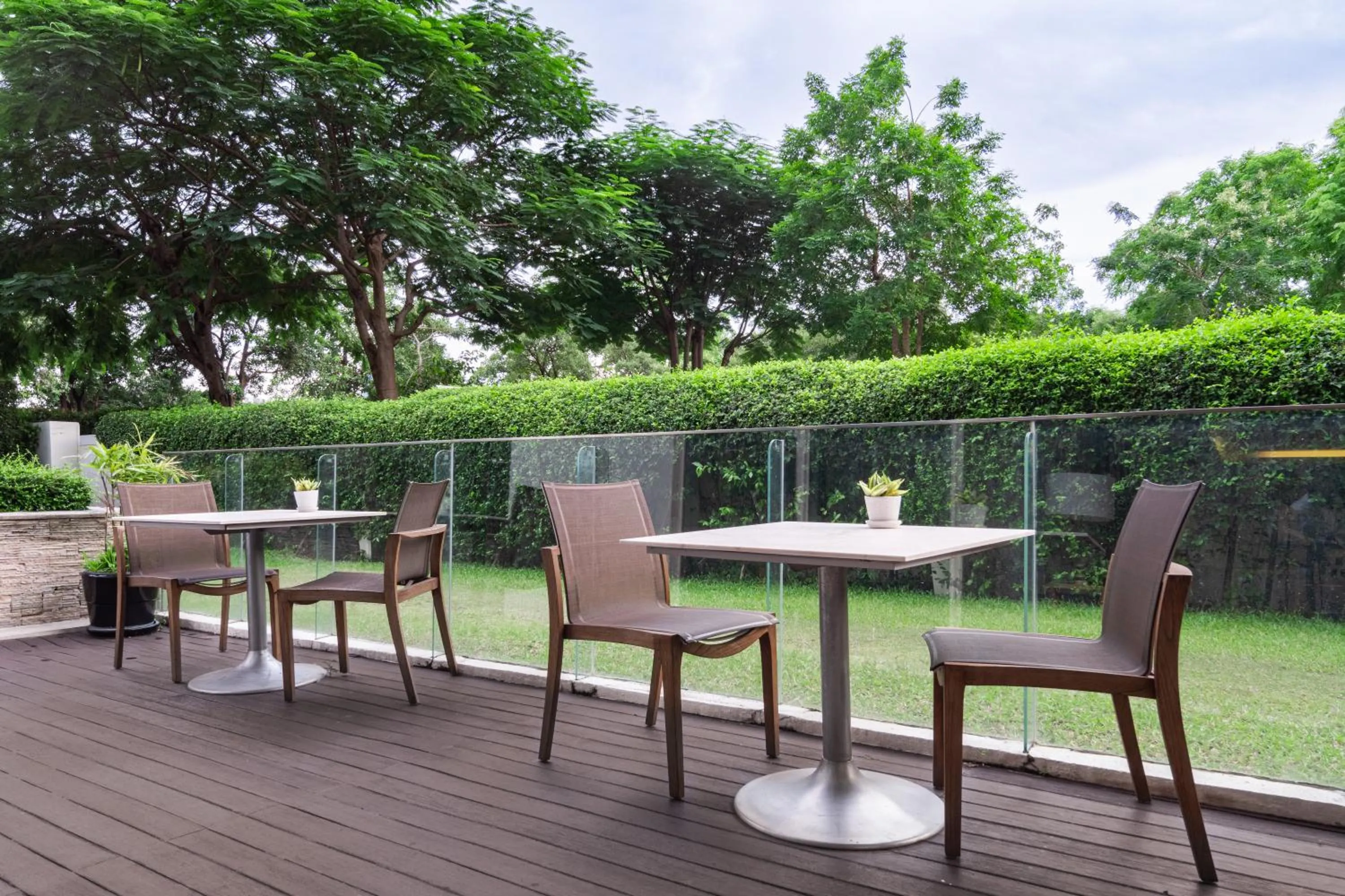 Lounge or bar in North Park Serviced Apartment Bangkok