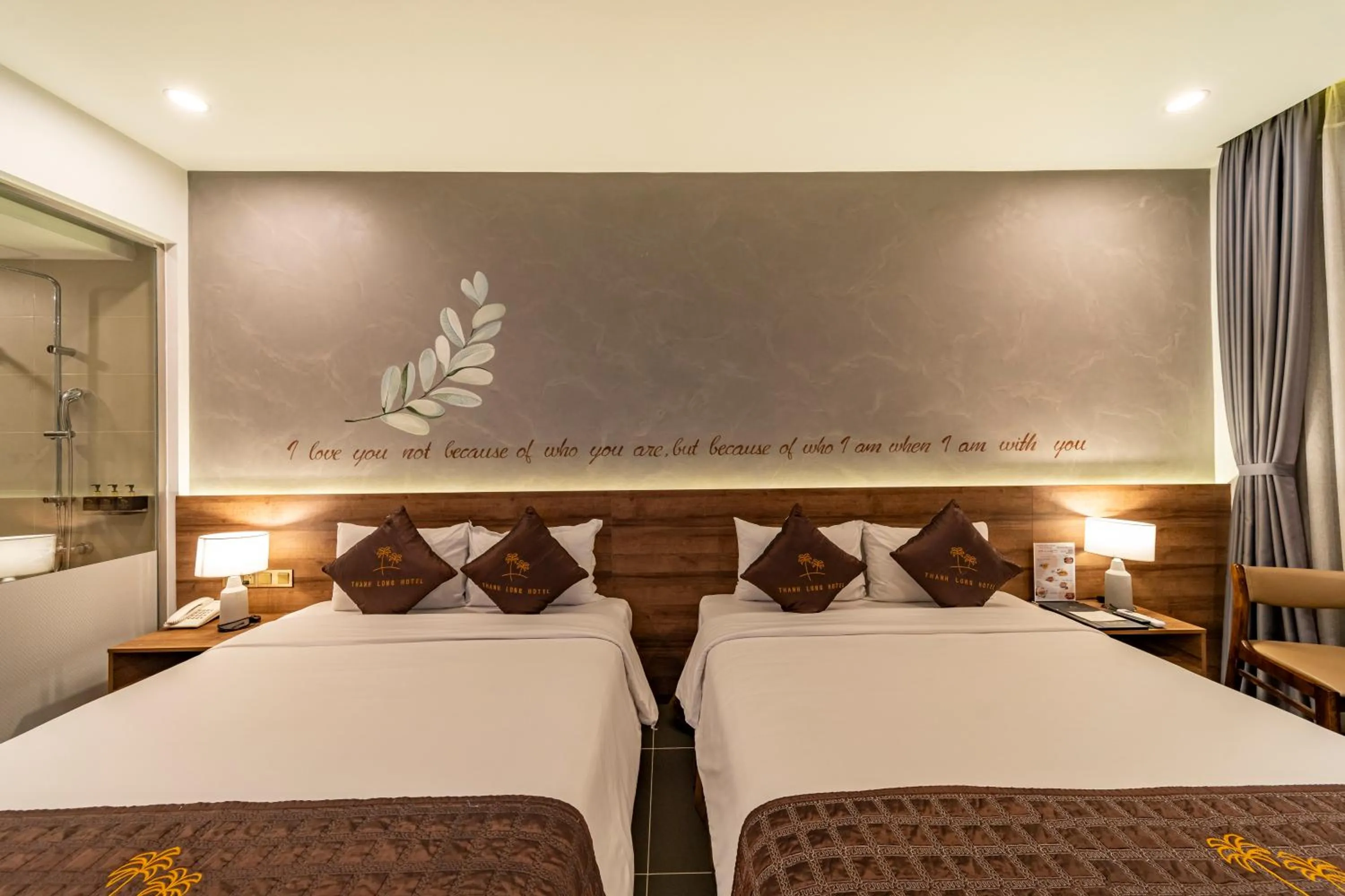 Bed in Thanh Long Hotel - Bach Dang