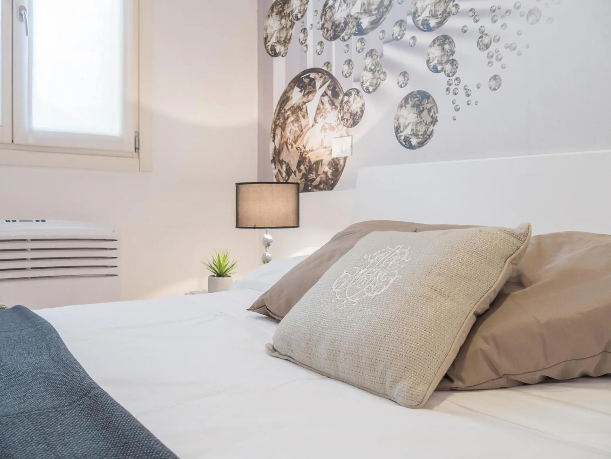 Bedroom, Bed in San Polo Design Apartments by Wonderful Italy