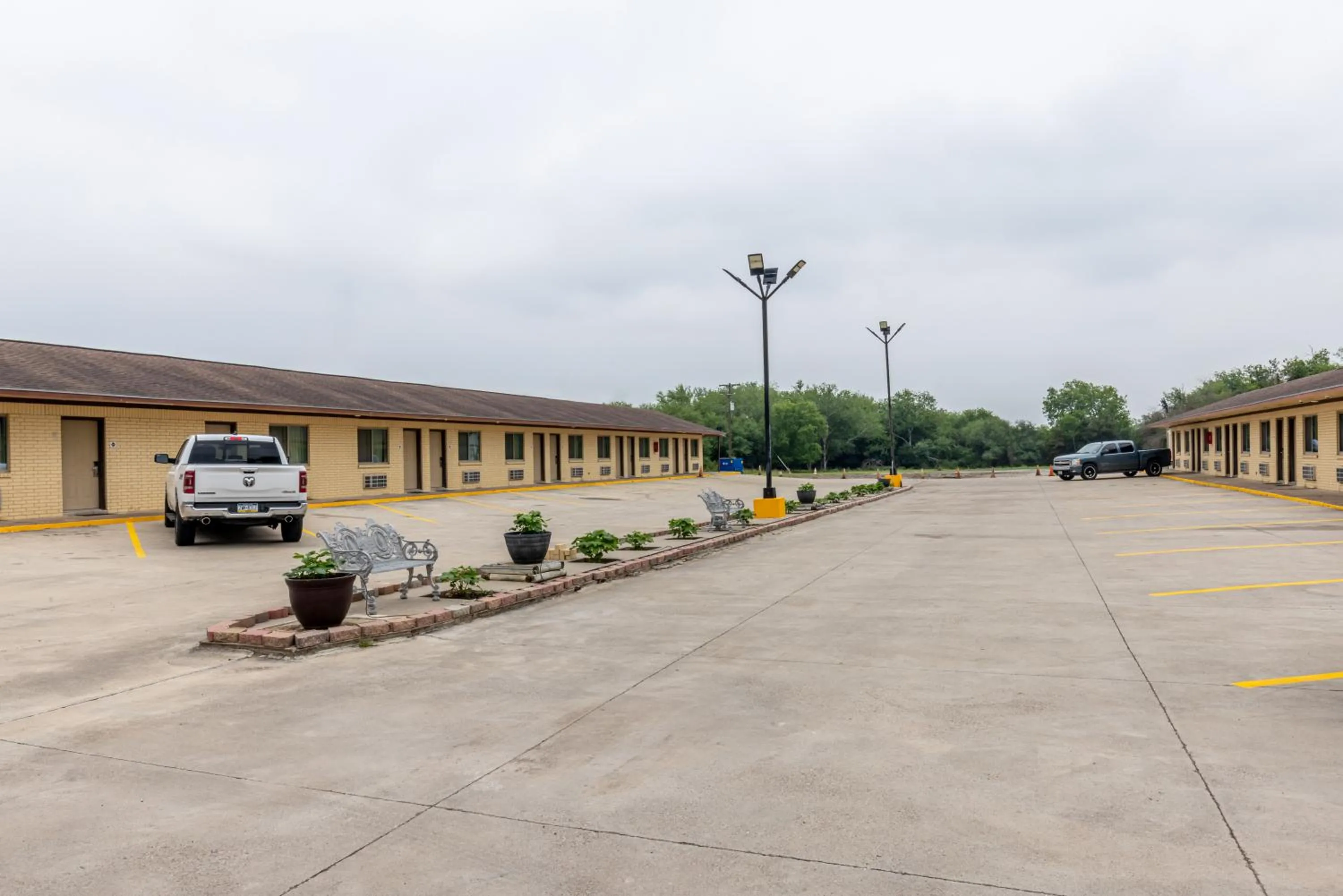 Property building in Freer Executive inn and Studios