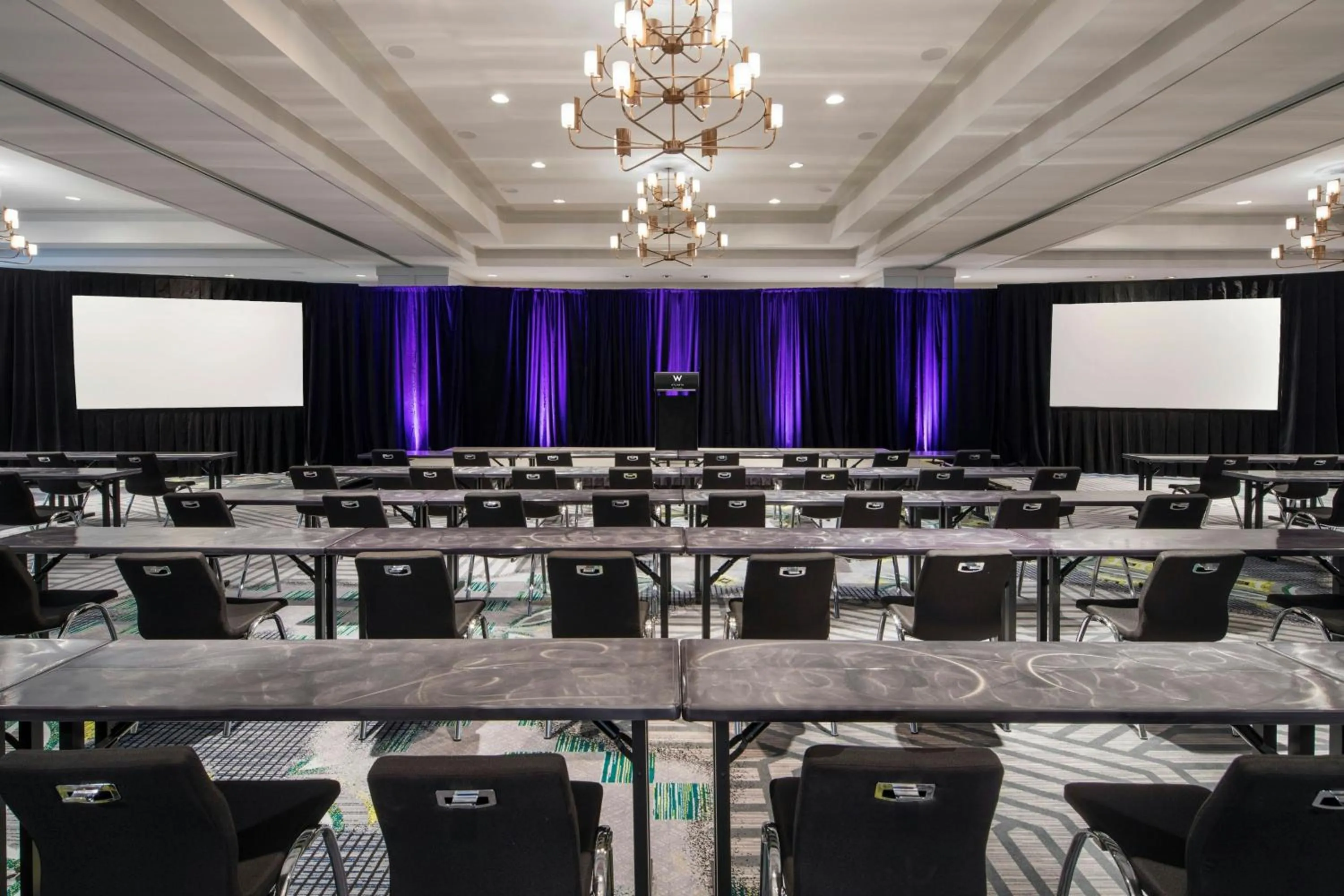 Meeting/conference room in Hotel Colee, Atlanta Buckhead, Autograph Collection