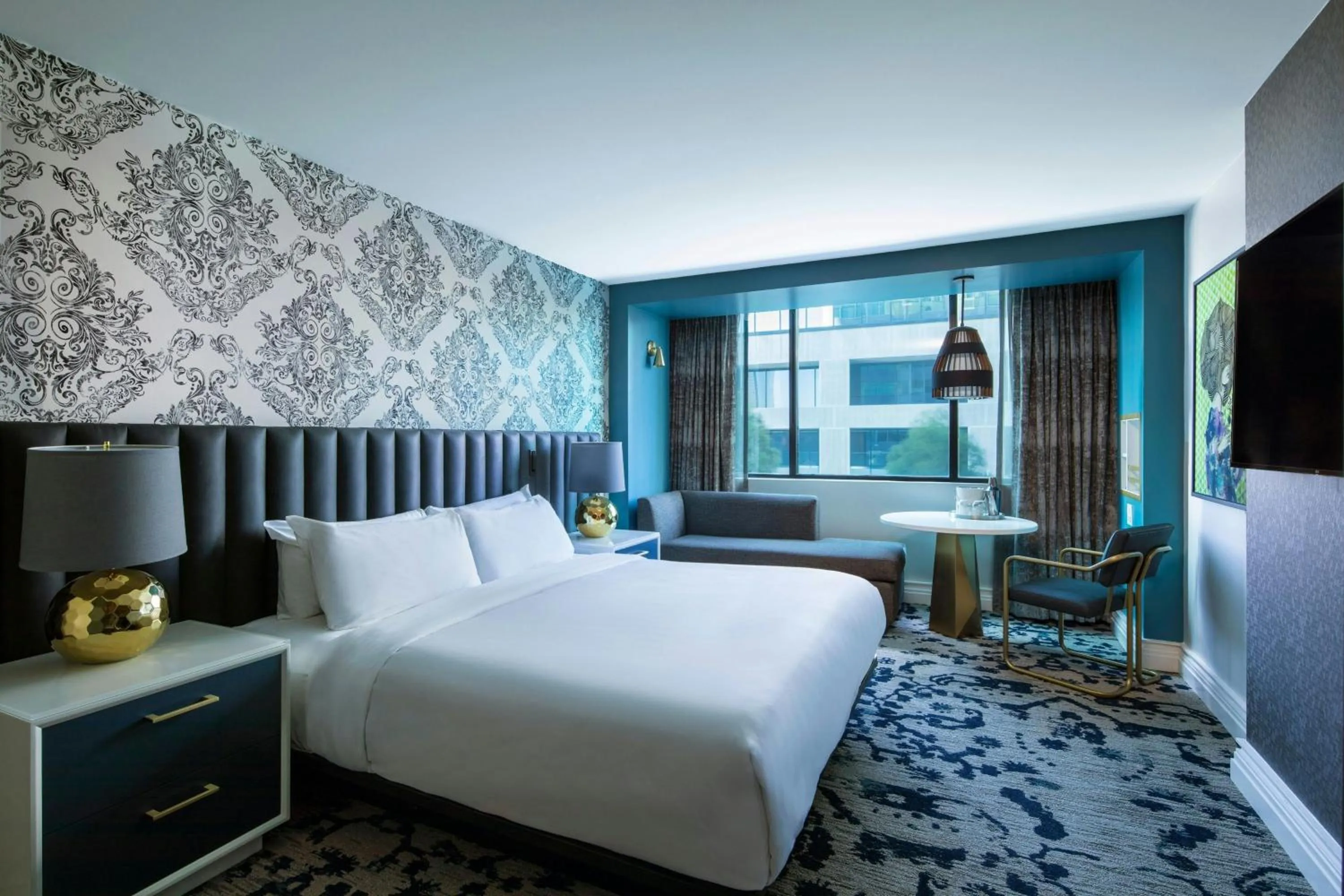 Photo of the whole room, Bed in Hotel Colee, Atlanta Buckhead, Autograph Collection